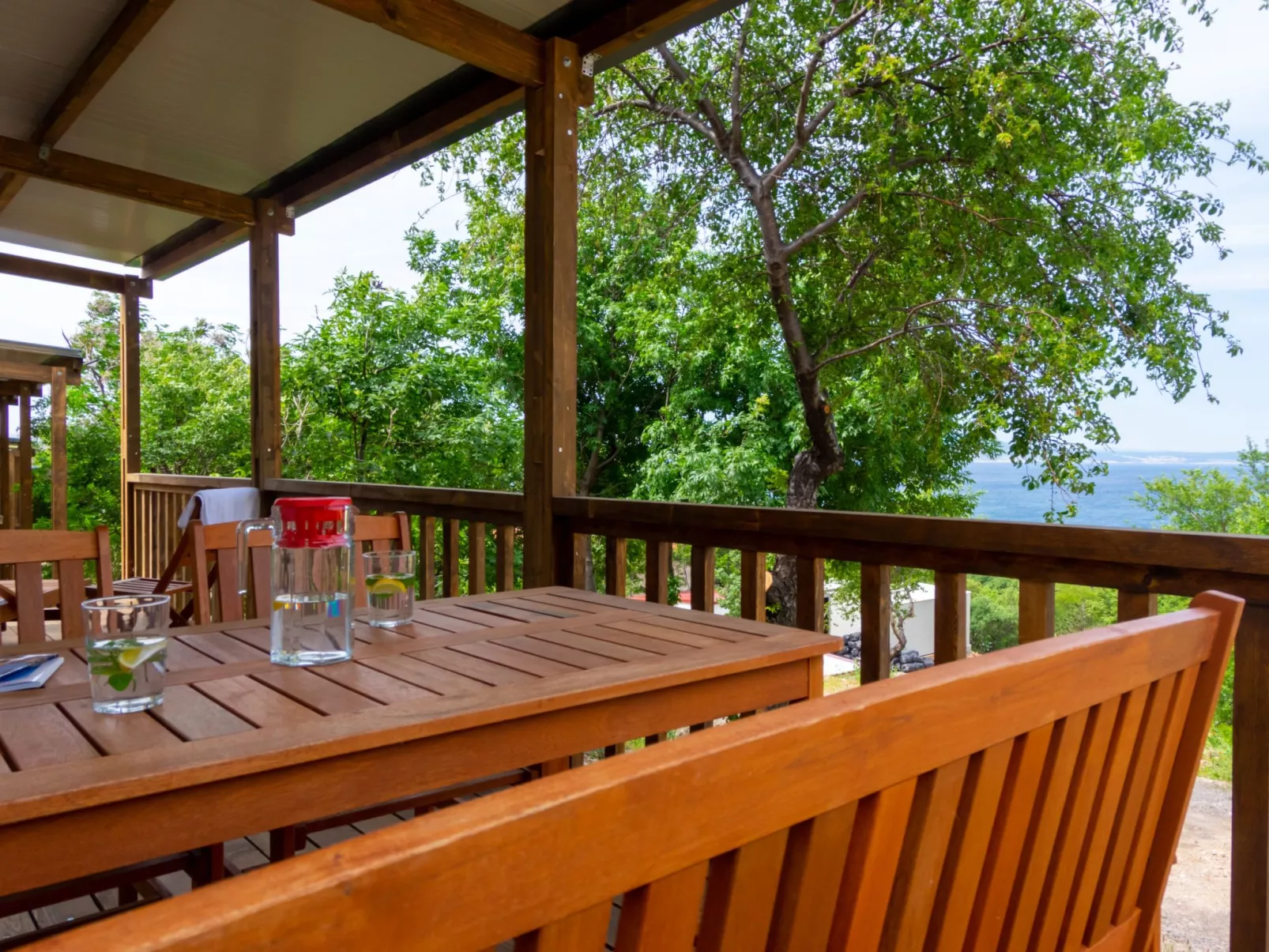 Mobilheim mit gemeinschaftlichem Pool-Draußen