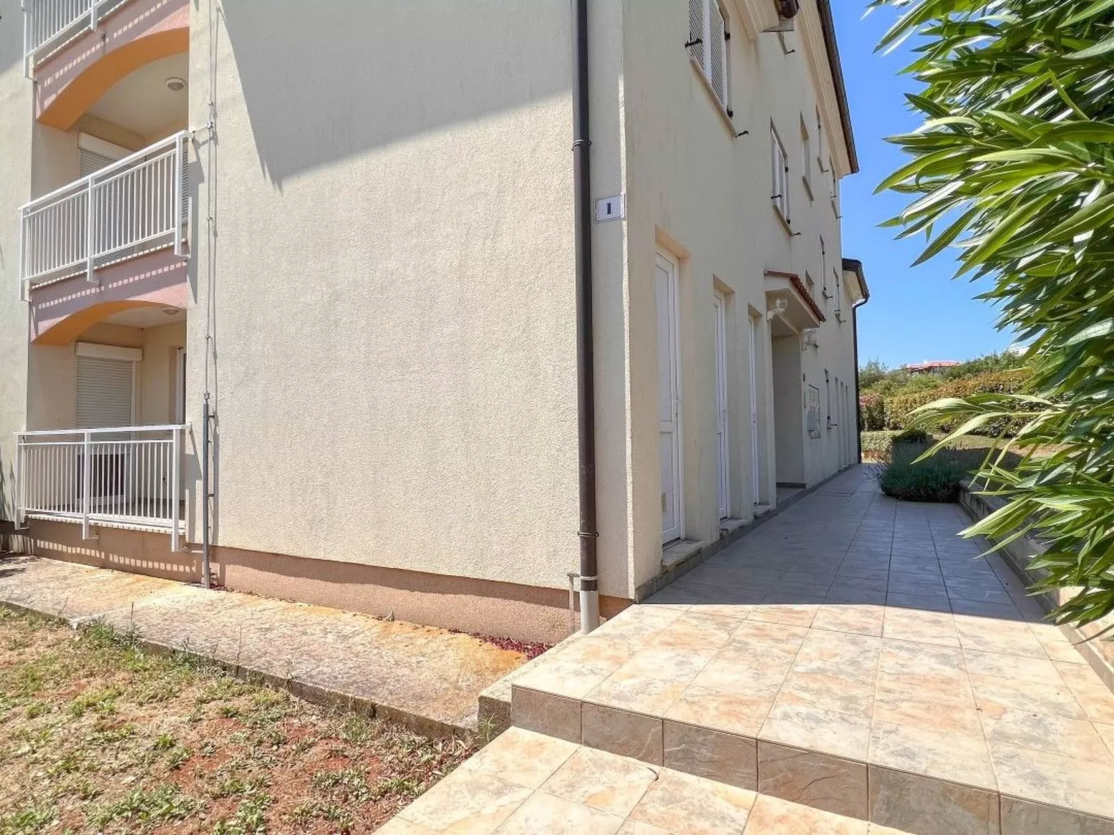 Für 3 Personen ca. 60 m&sup2; in Stancija Vinjeri Novigrad, Adriaküste Kroatien-Draußen