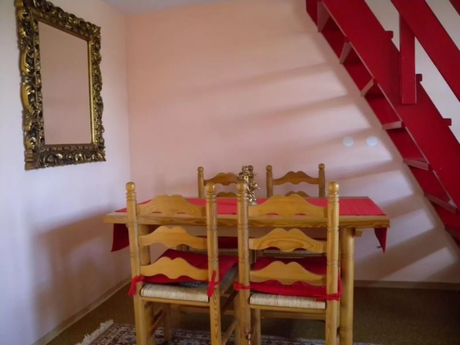 Appartement mit Blick auf das Wasser-Image-tags.info