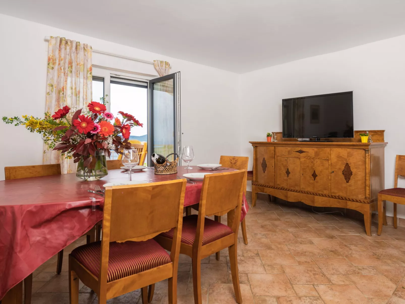 Haus Marina-Image-tags.info