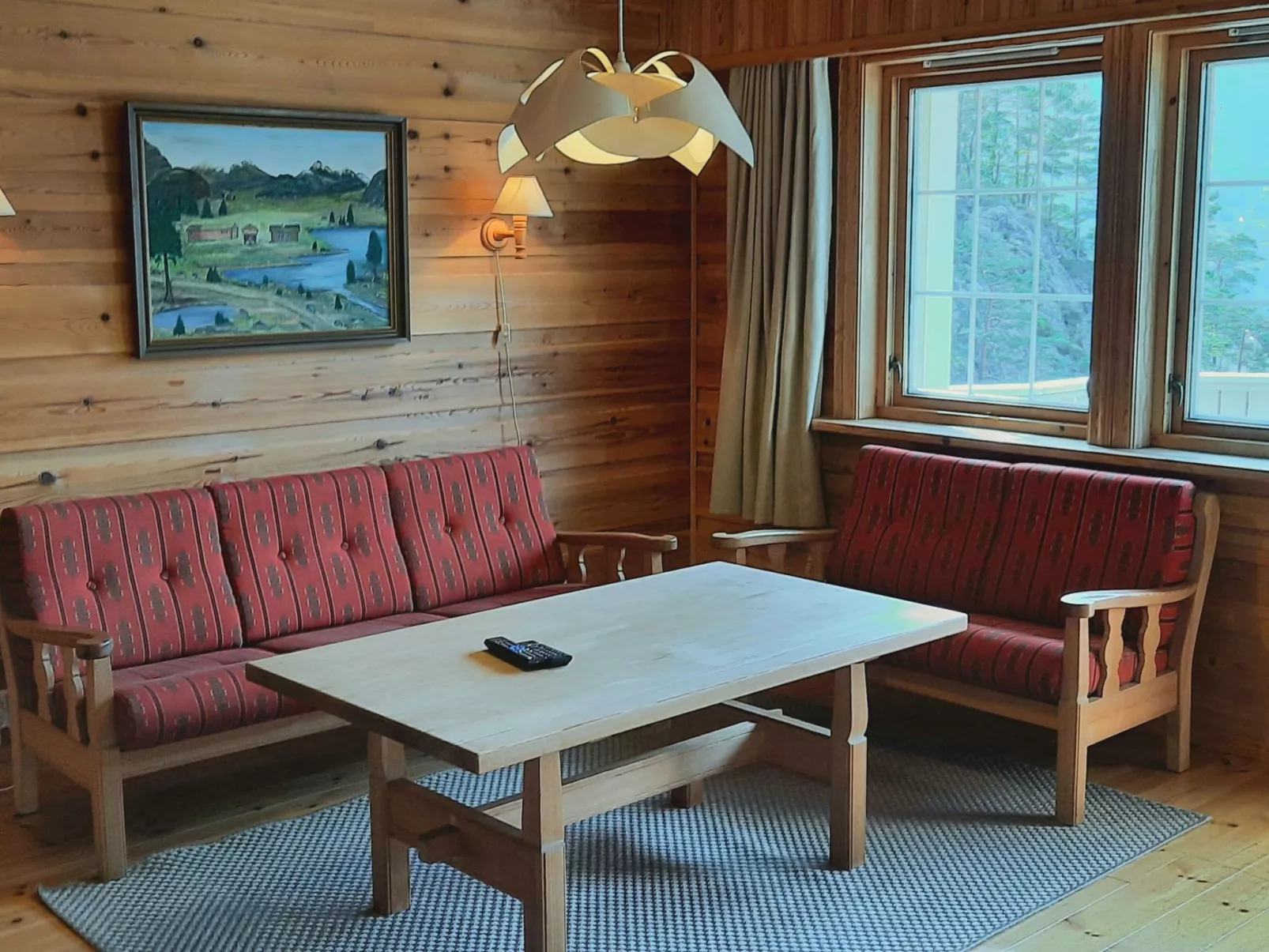 Häuschen mit Blick auf das Wasser-Dedans