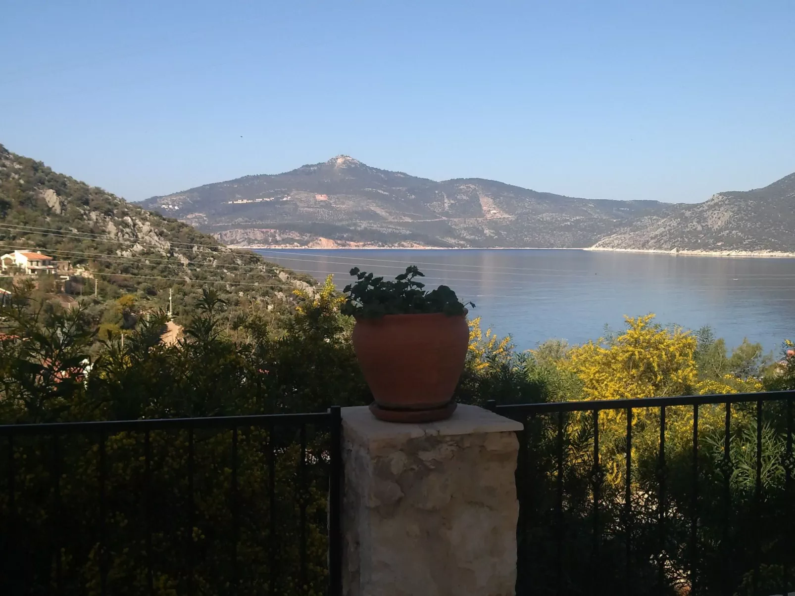 Ferienvilla Amare mit privatem Pool und Meerblick-Draußen