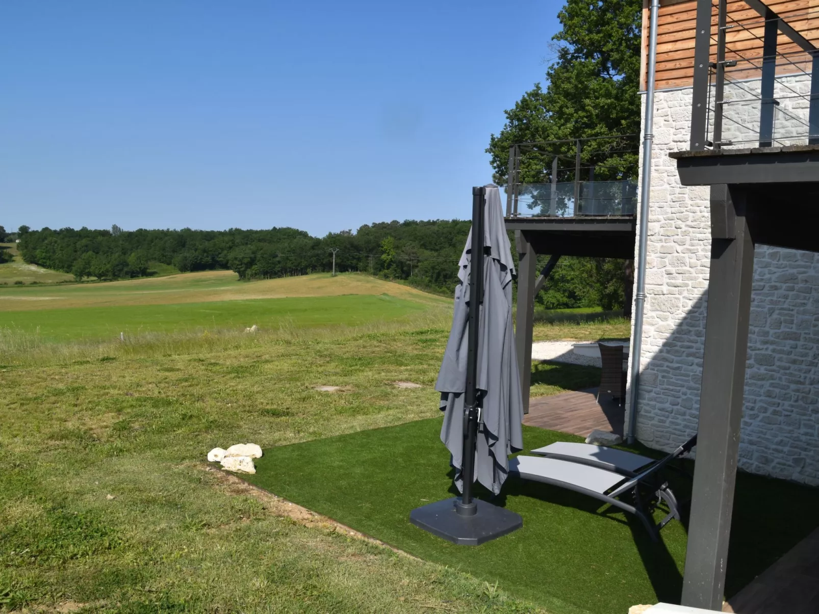 Der Anhang Coté cASTAGNE-Dehors