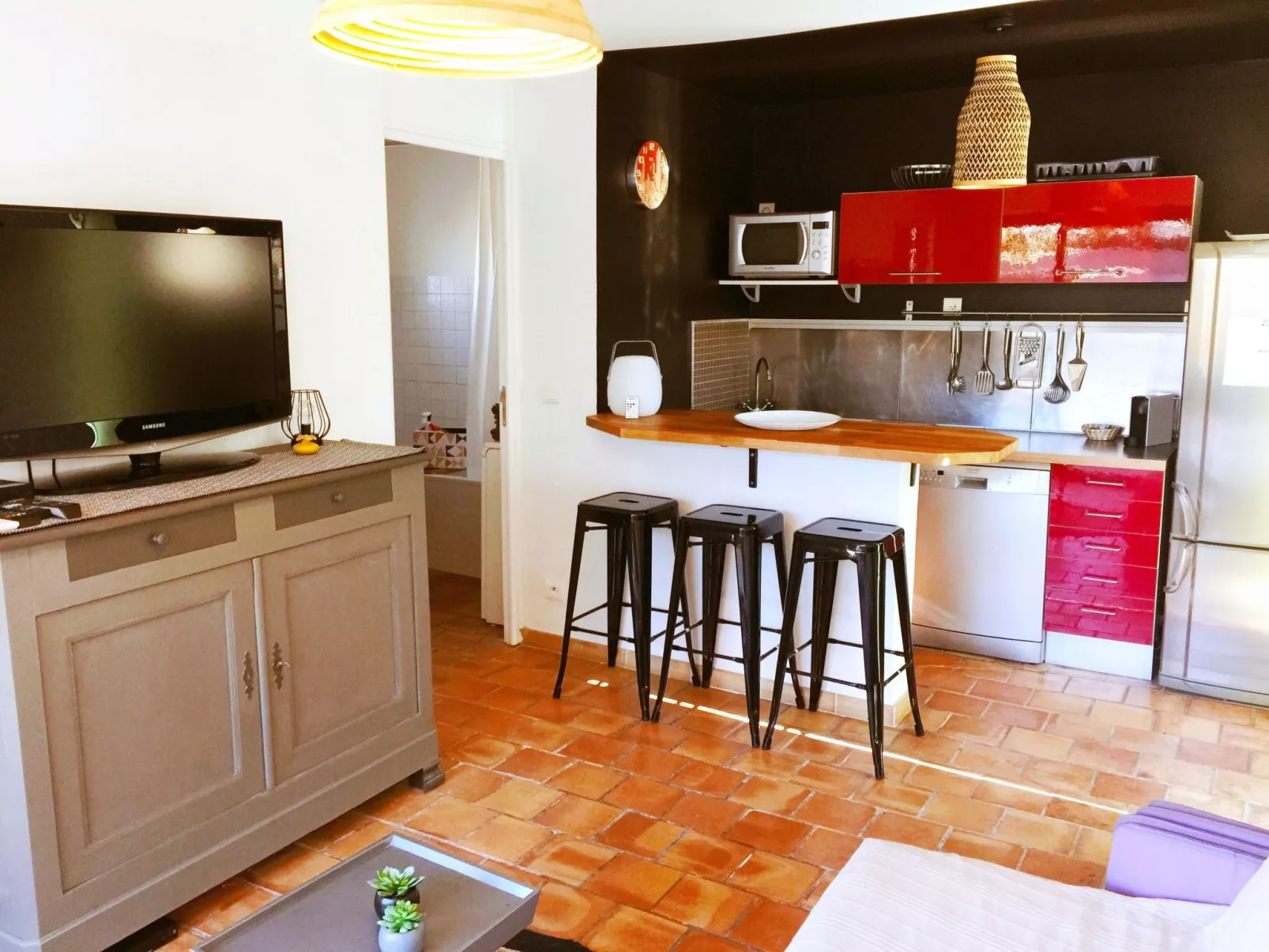 Mazet von Lola-Drinnen