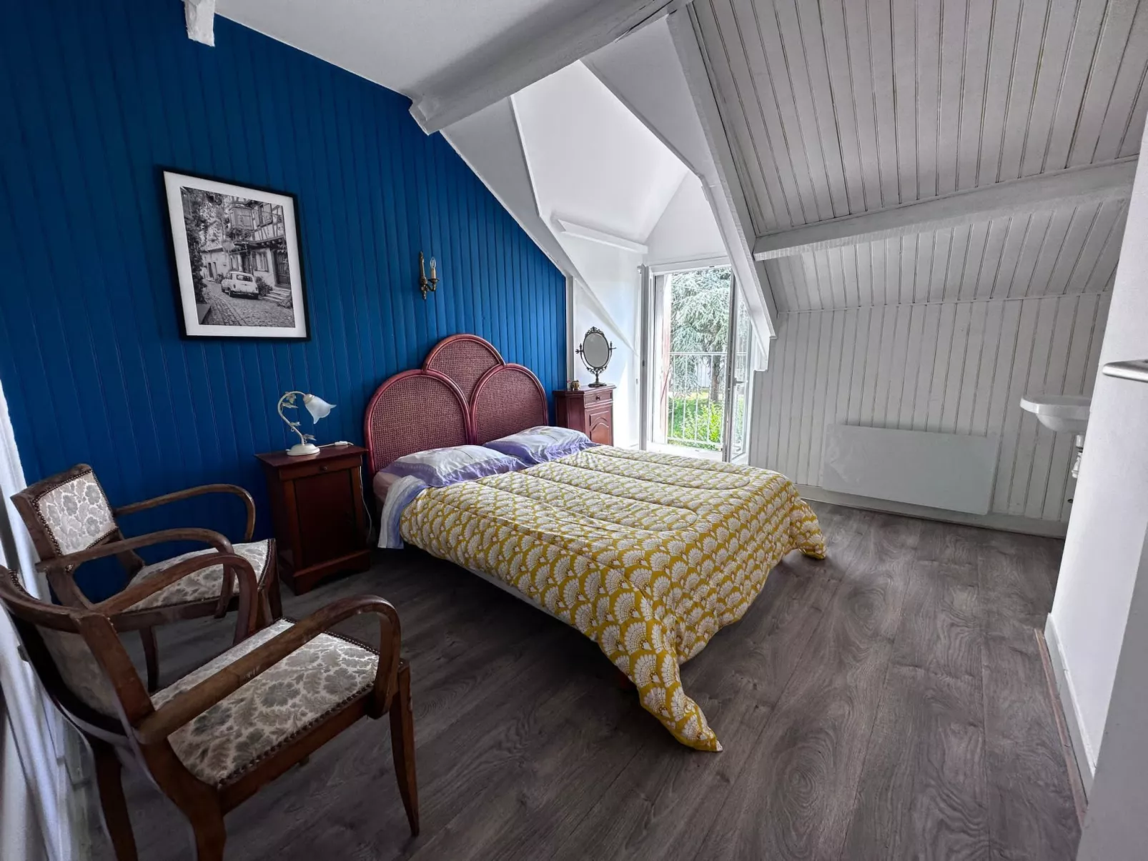 Longère mit Pool-Drinnen