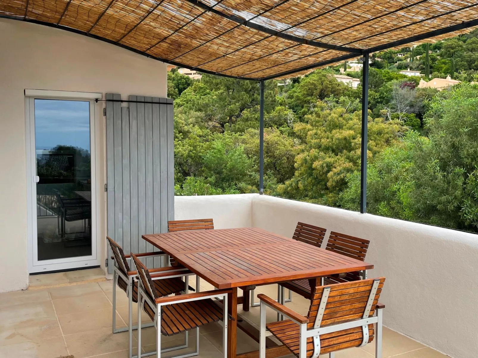 Mer de Palmiers-Draußen