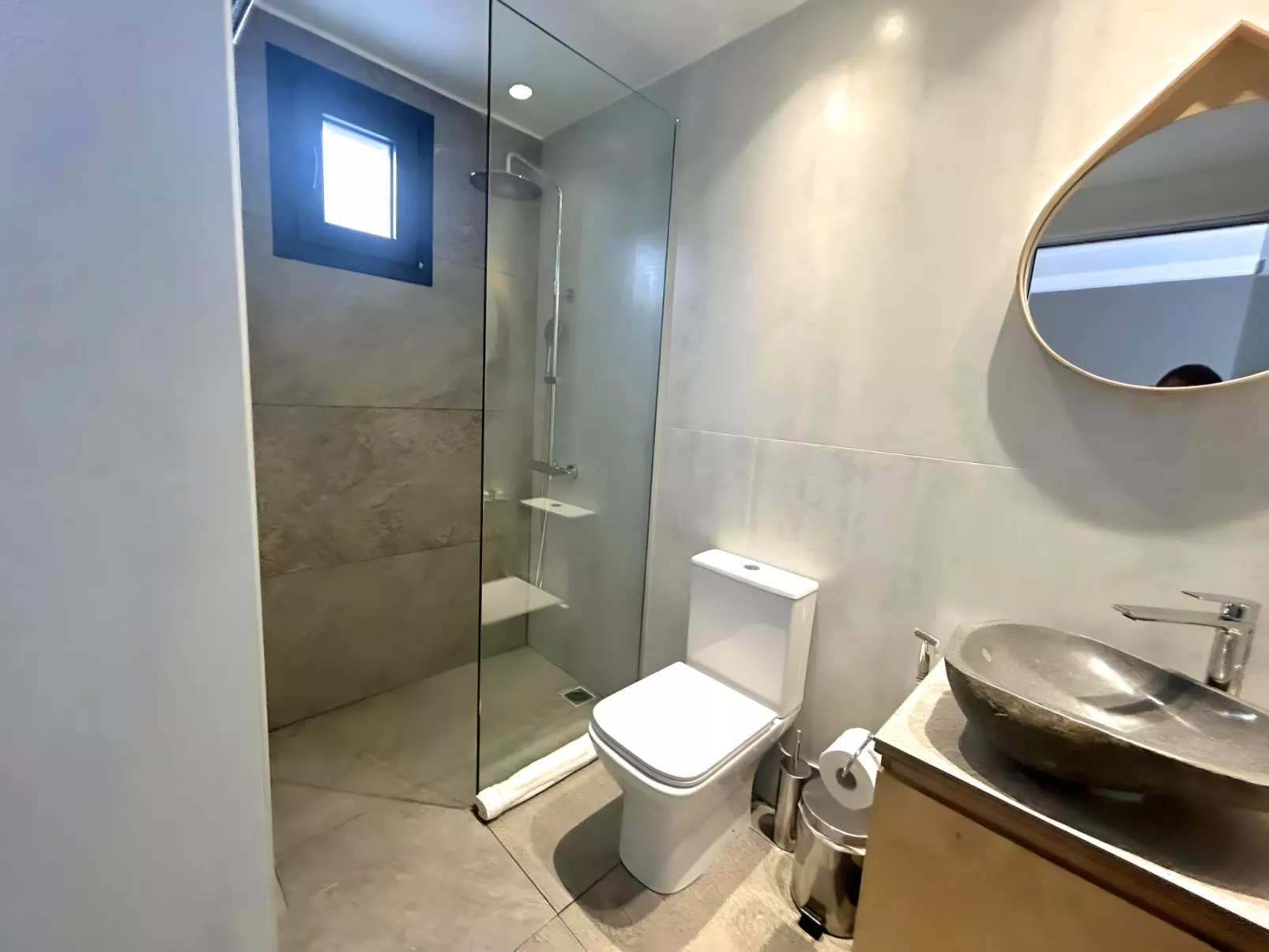 Canes Maxima Suite Privater Pool-Inside