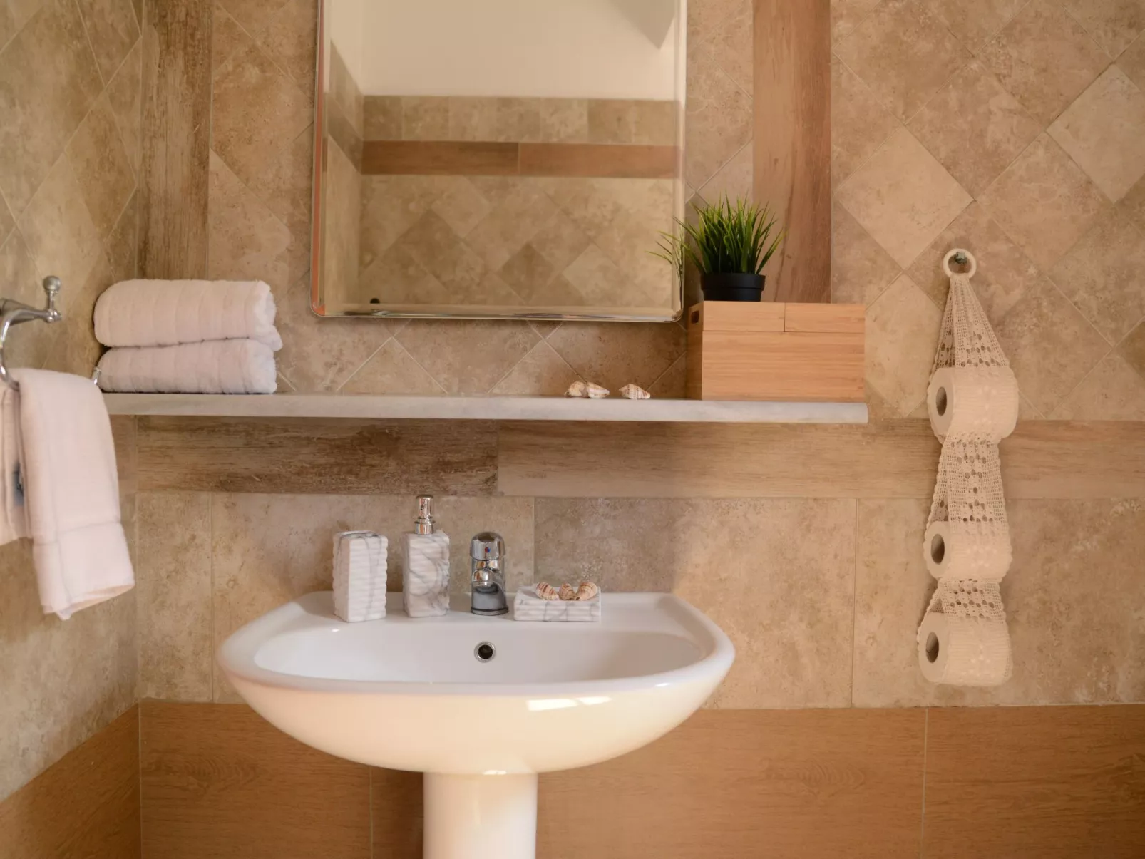 Schönes Landhaus mit 3 Schlafzimmern in der Nähe von Nafplio.-Inside