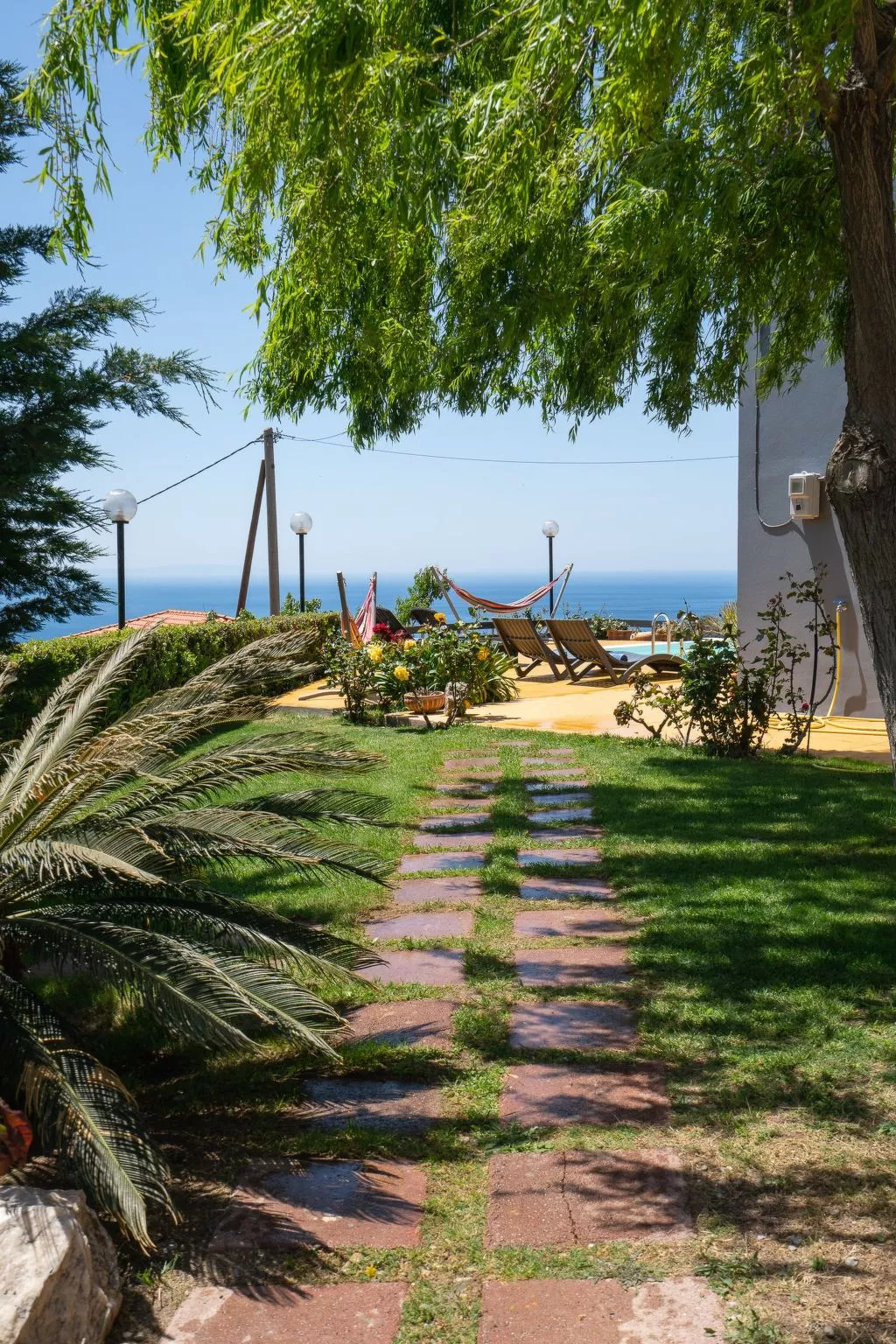 "Mirthios Panorama"-Outside