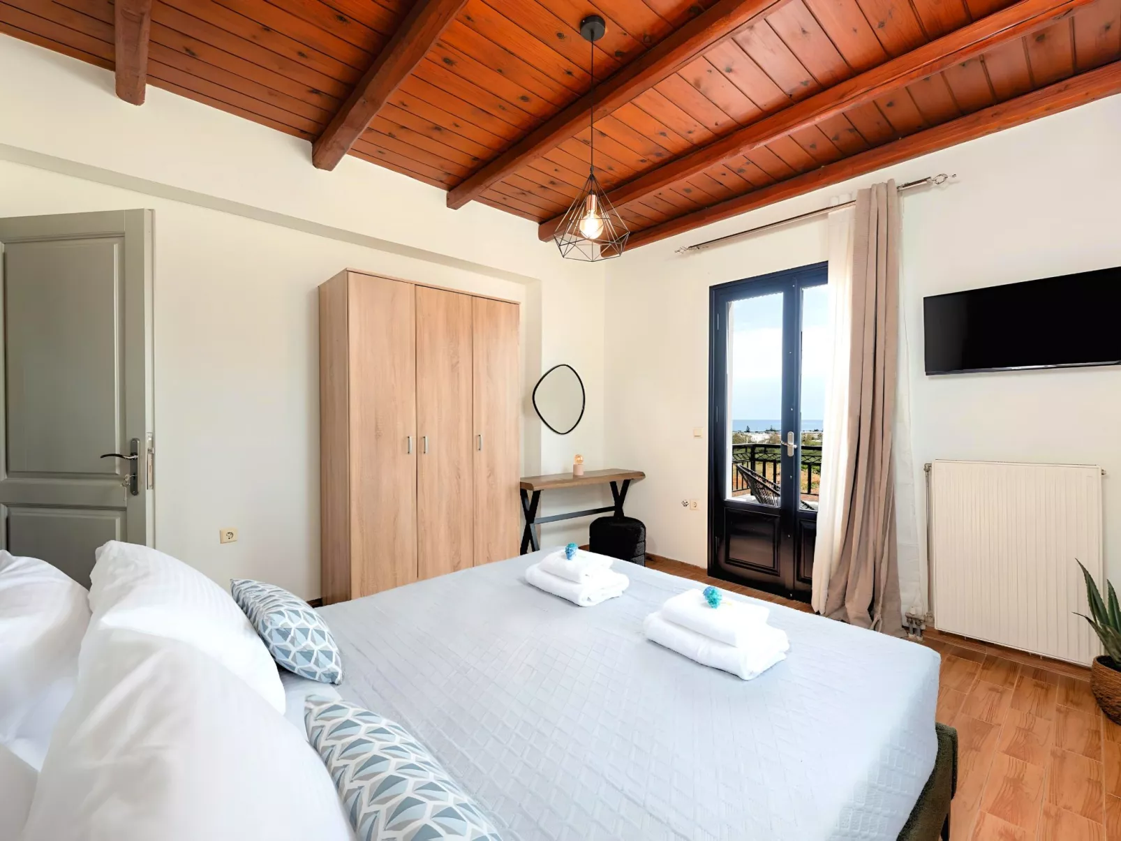 Grey Grand Villa Privater Pool-Drinnen