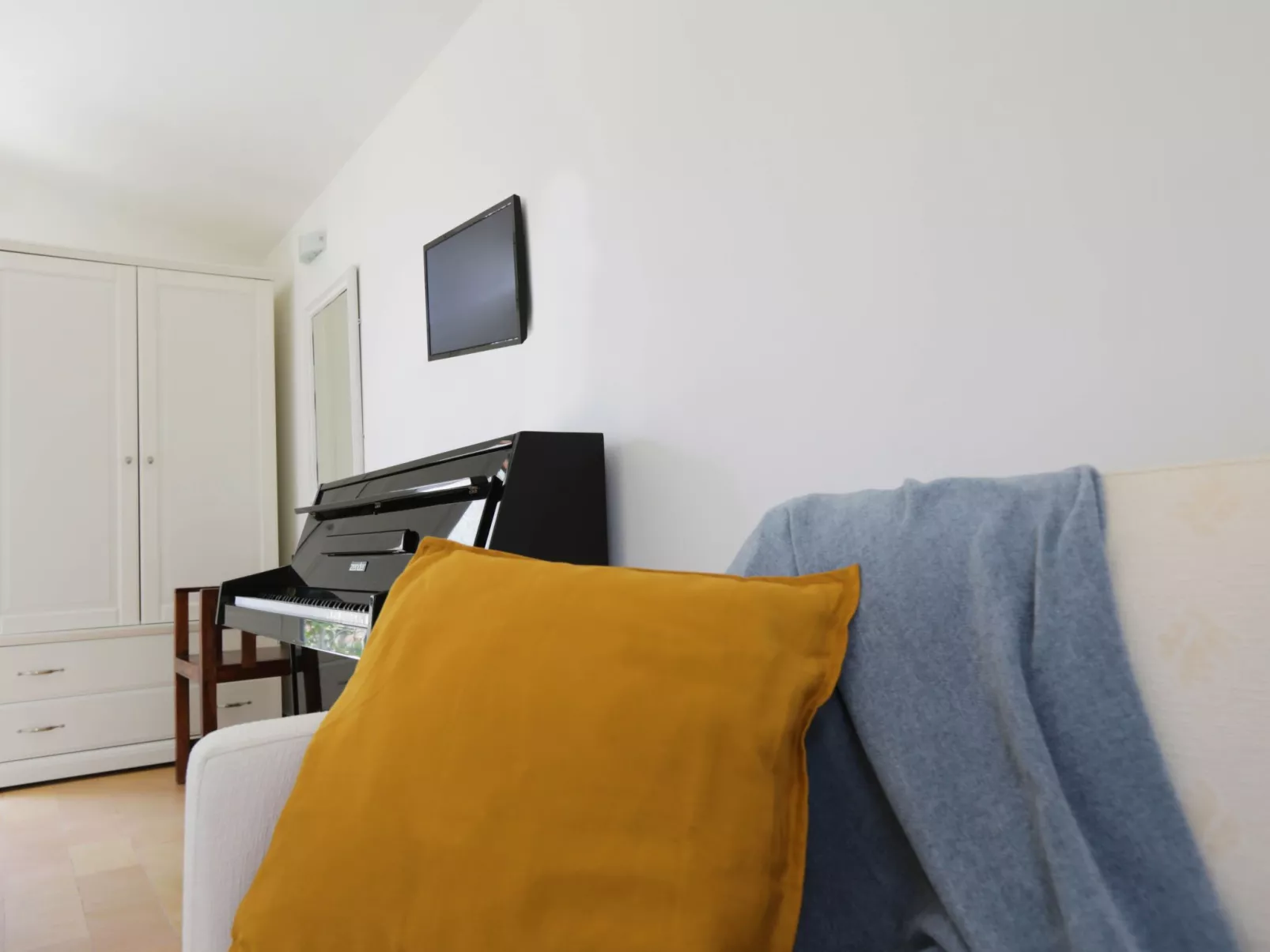 "Haustierfreundliches 'Cottage Glicini' mit Pool und Aussicht-Dedans