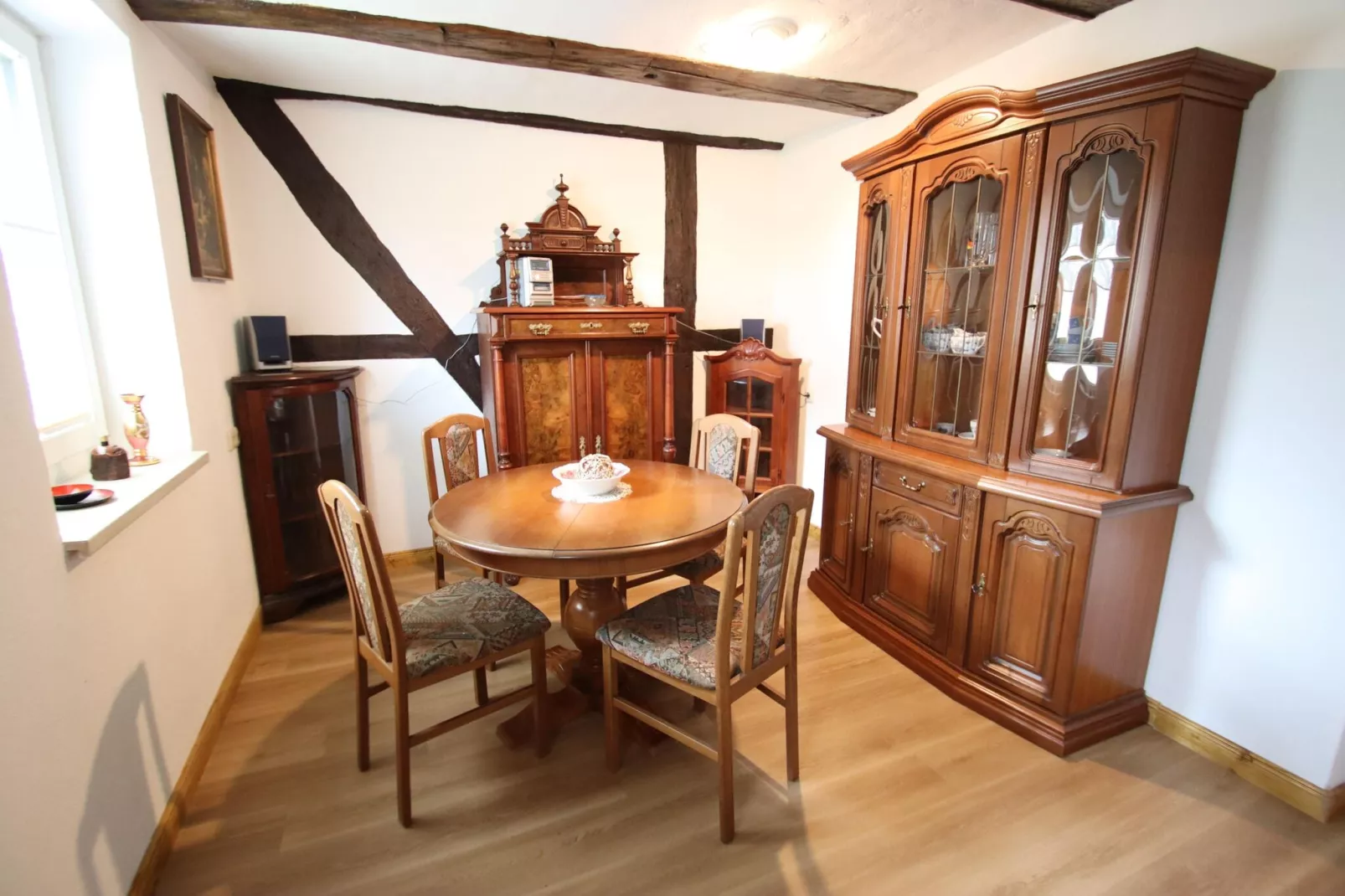 Reetdachhaus-Dining room