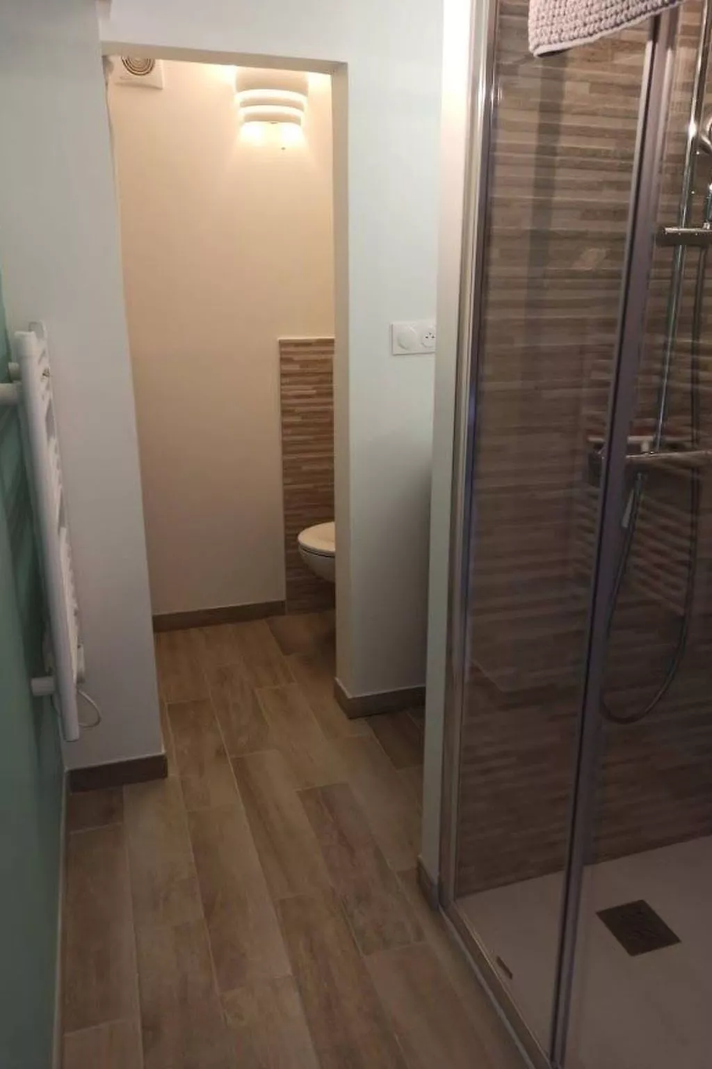 Im Herzen eines provenzalischen Weinguts, Terrasse mit Meerblick, Pool - Drinnen