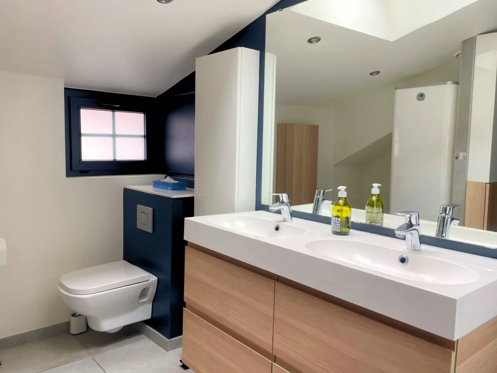 "Town House" im Herzen des historischen Zentrums-Dedans