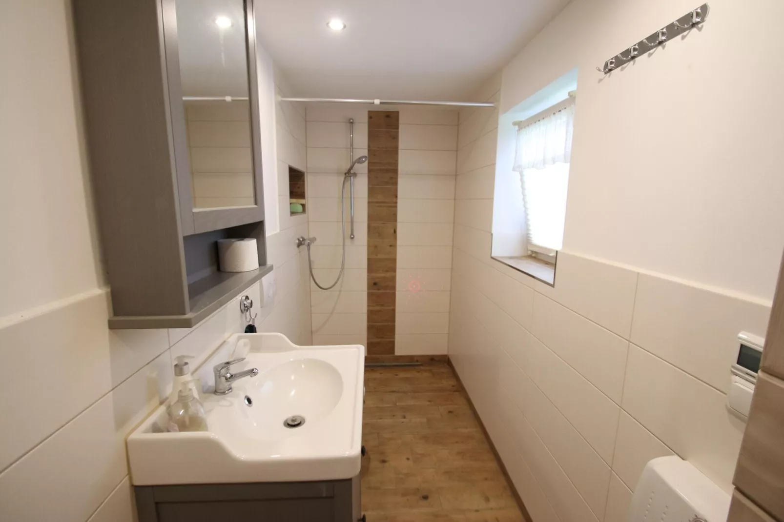 Reetdachhaus-Bathroom