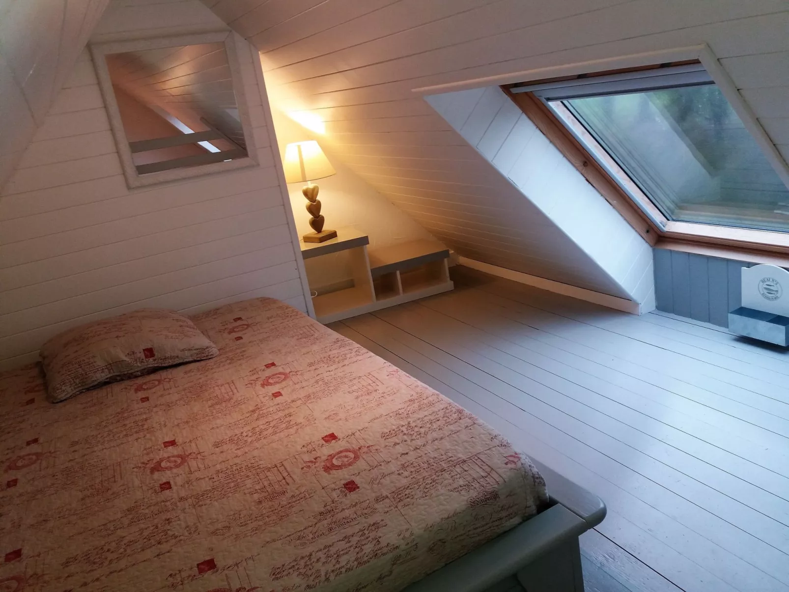 Großes Haus mit überdachtem und beheiztem Swimmingpool-Inside