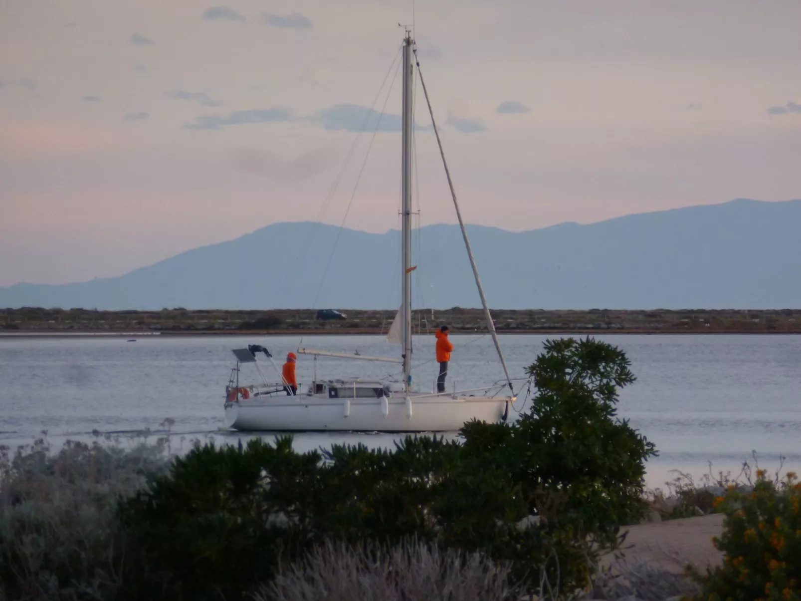 SAISONALE VERMIETUNG: DIE PERGOLA AM STRAND.-Dehors