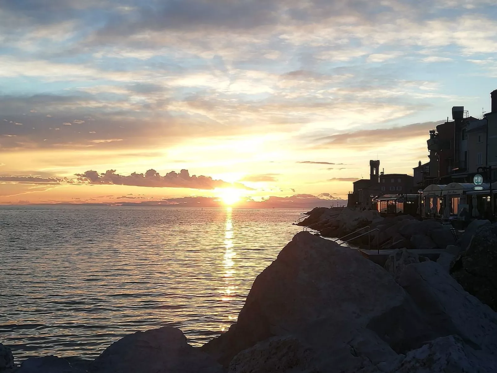 "JMJ Nono Piran"-Image-tags.info