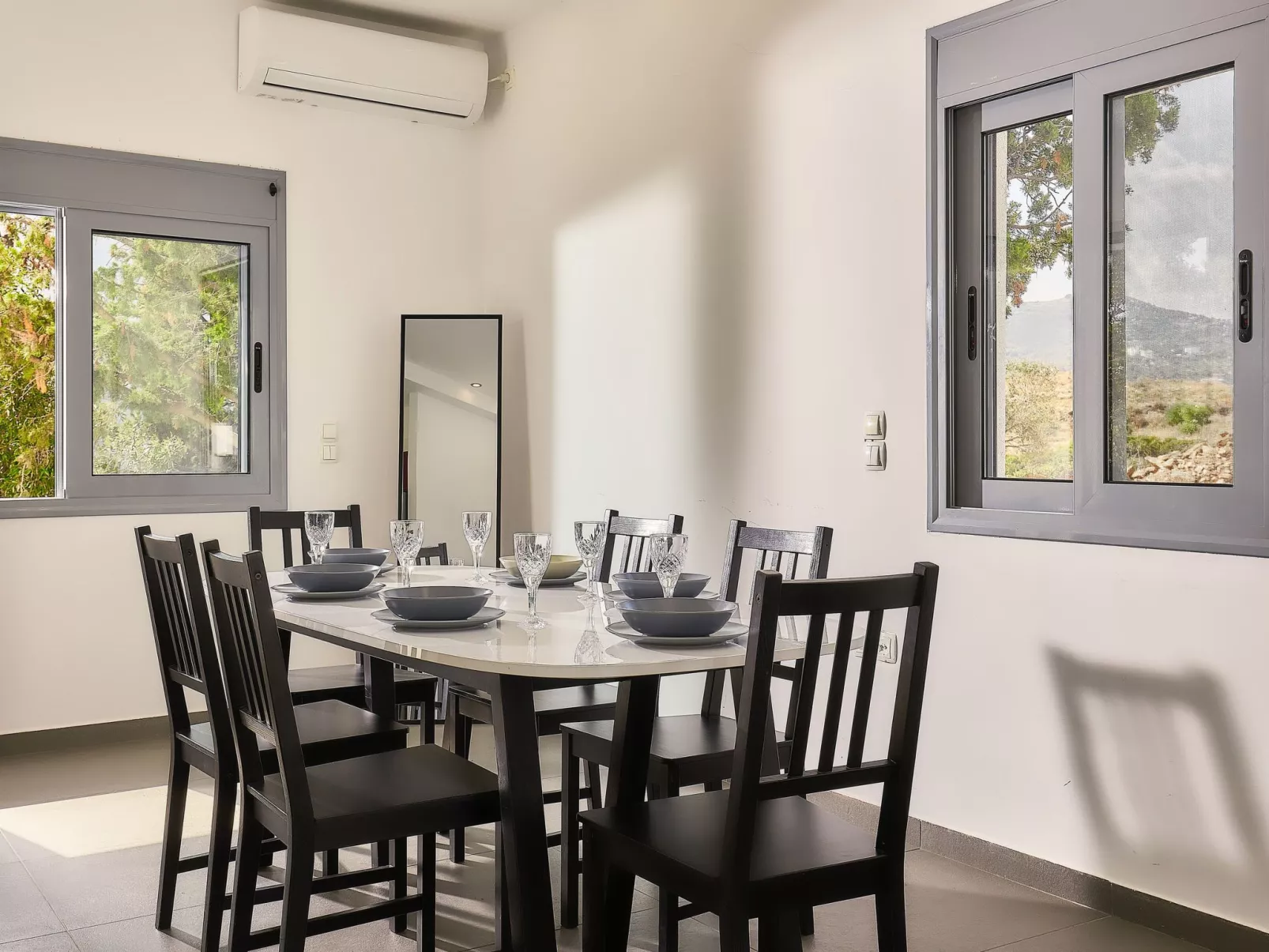 Villa Emilia - Ihr Feriendomizil mit privatem Pool-Dedans