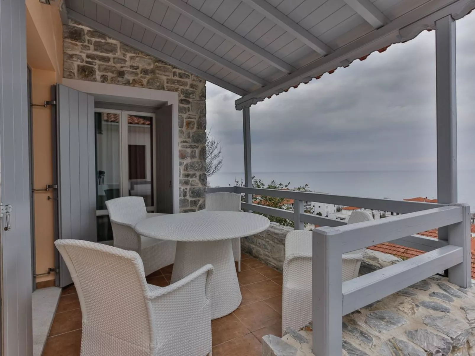 "Centaur Villa" direkt am Strand-Outside