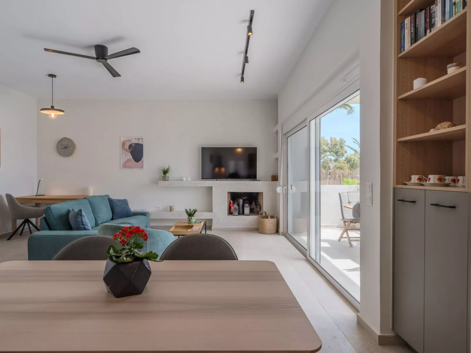 "Villa Chryssa" direkt am Strand-Dedans