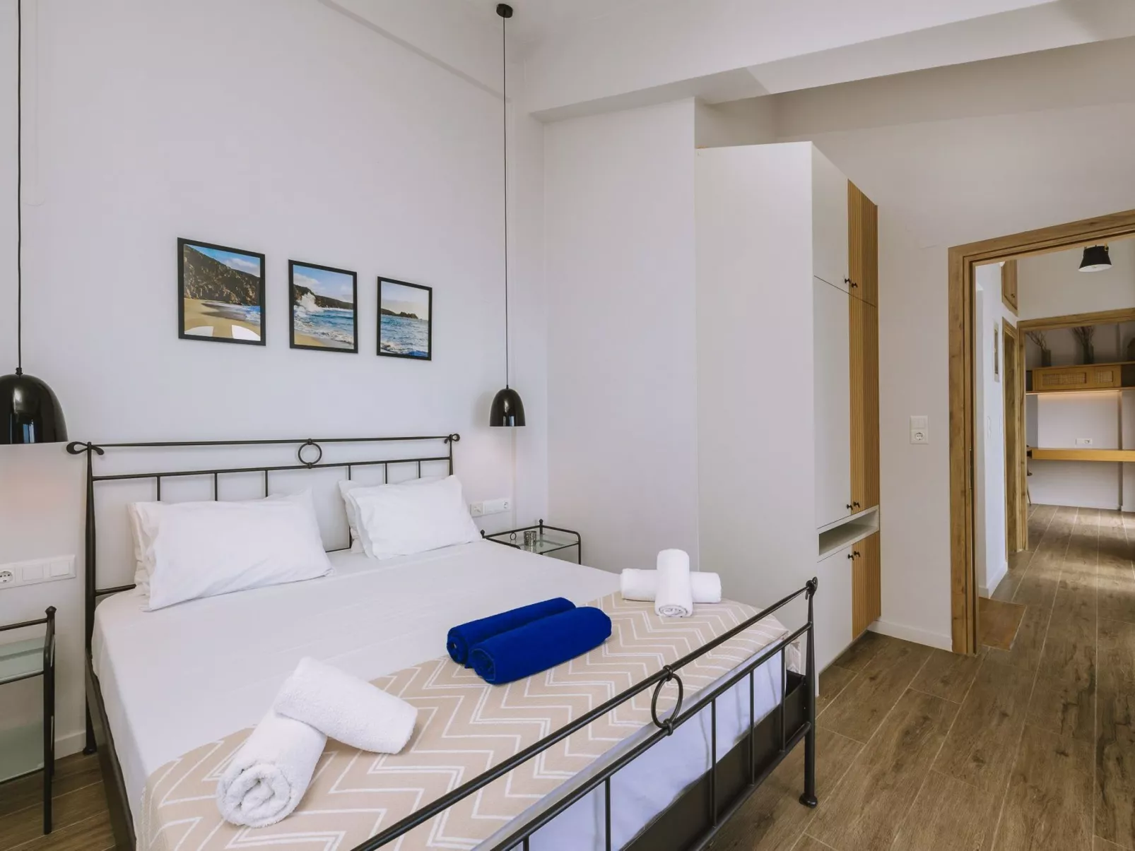 Villa Spiros ist eine renovierte Vermietung voll - Drinnen