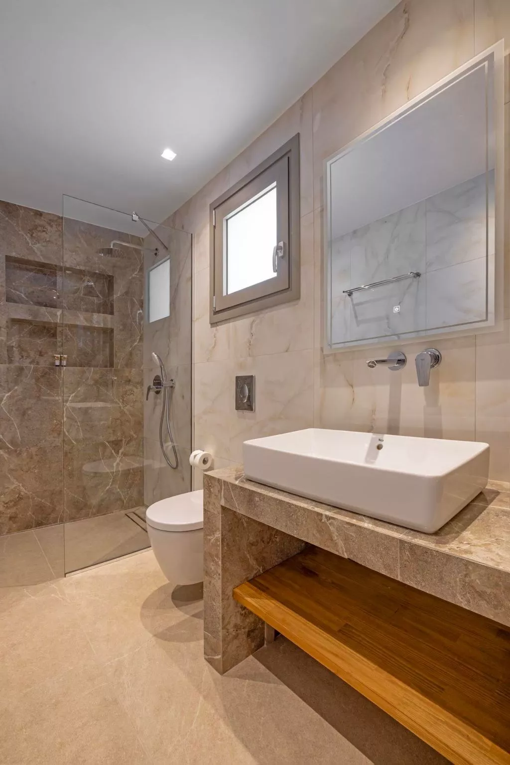 Ferienvilla "Arfna Villa B" mit privatem Pool-Dedans