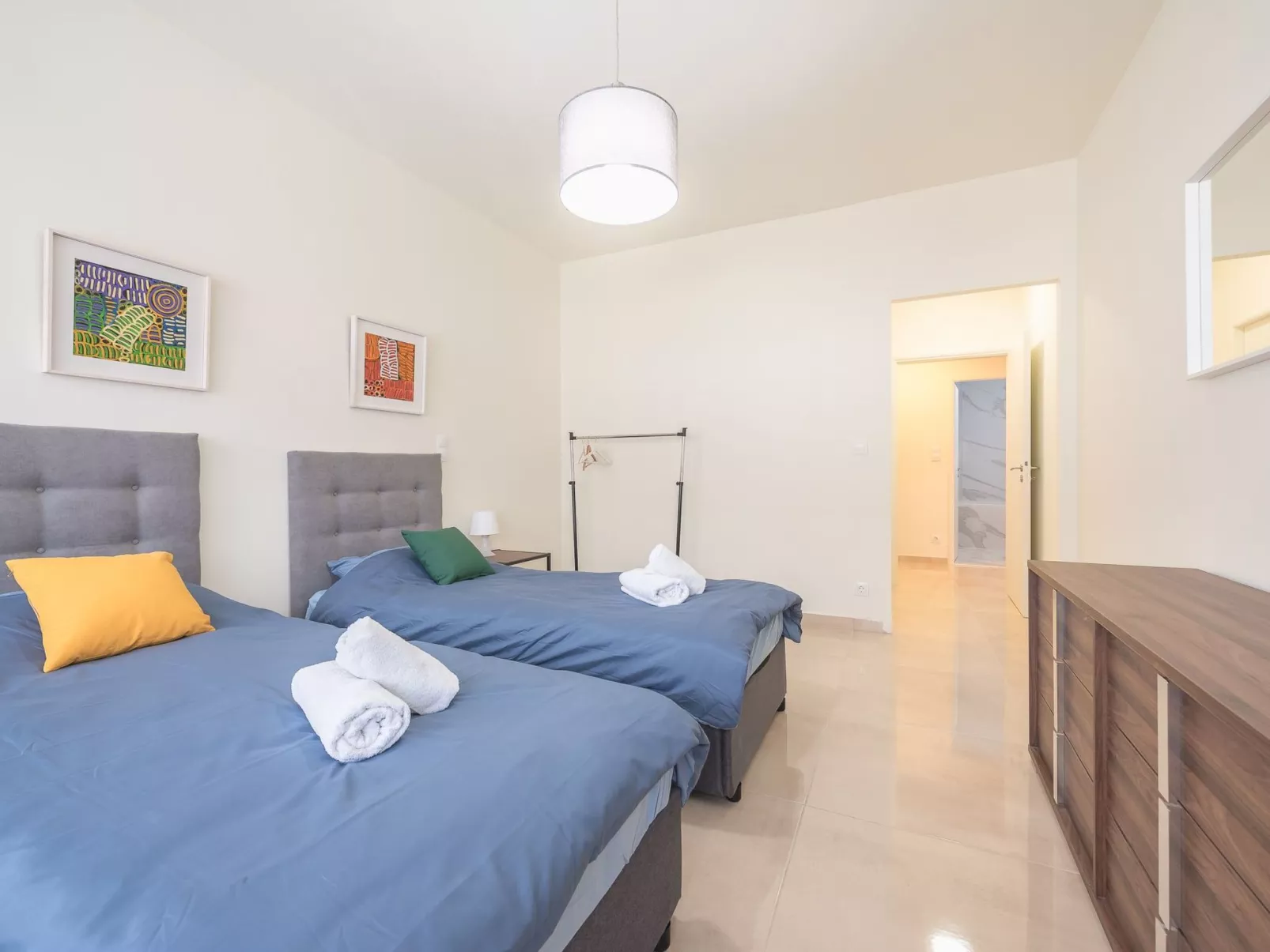 Stilvolle 2 Schlafzimmer, nur wenige Schritte von Fokionos Negri-Image-tags.info