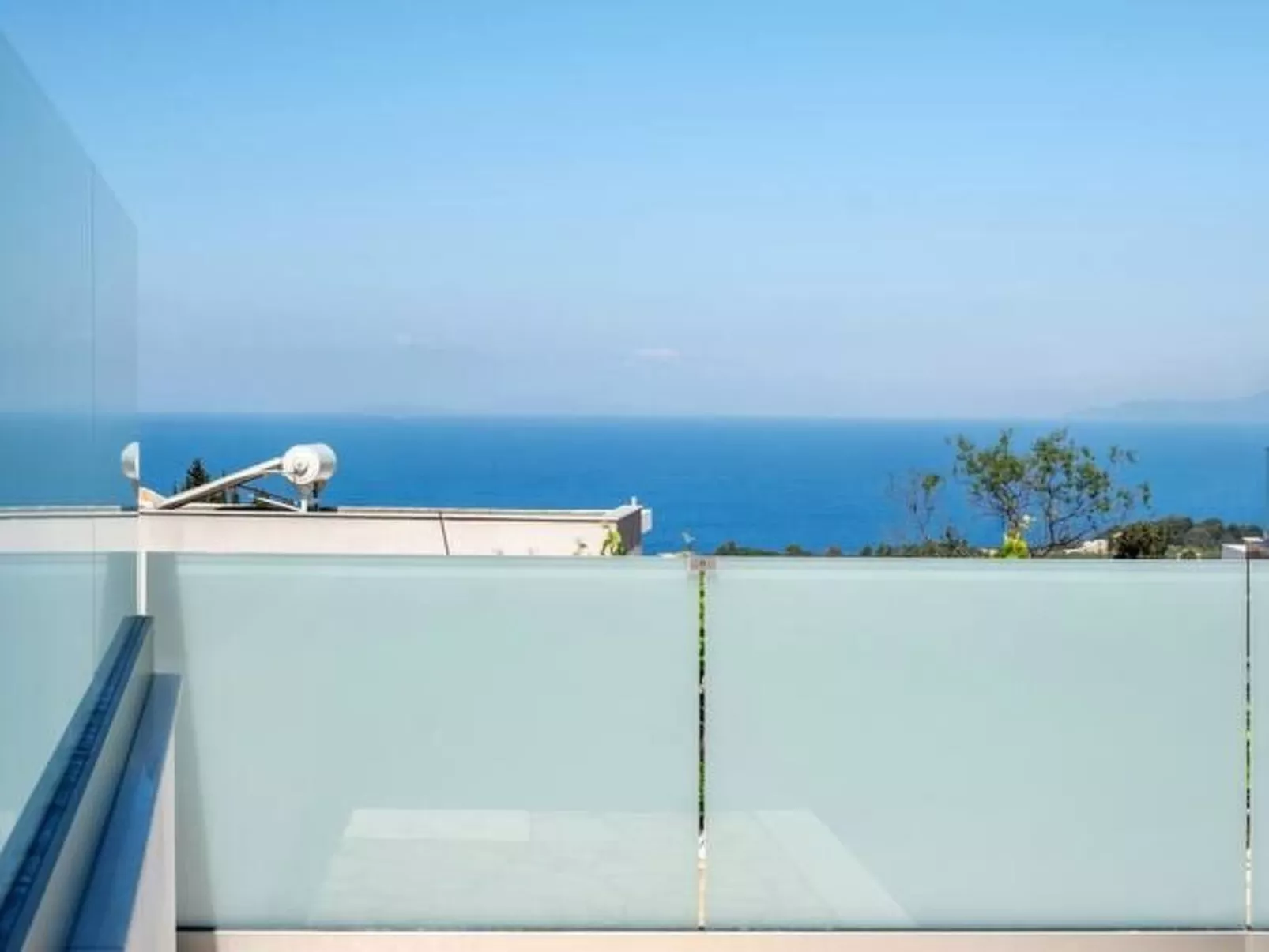 Charmante Villa Irida in der Nähe von Kathisma Mylos Strand-Dehors