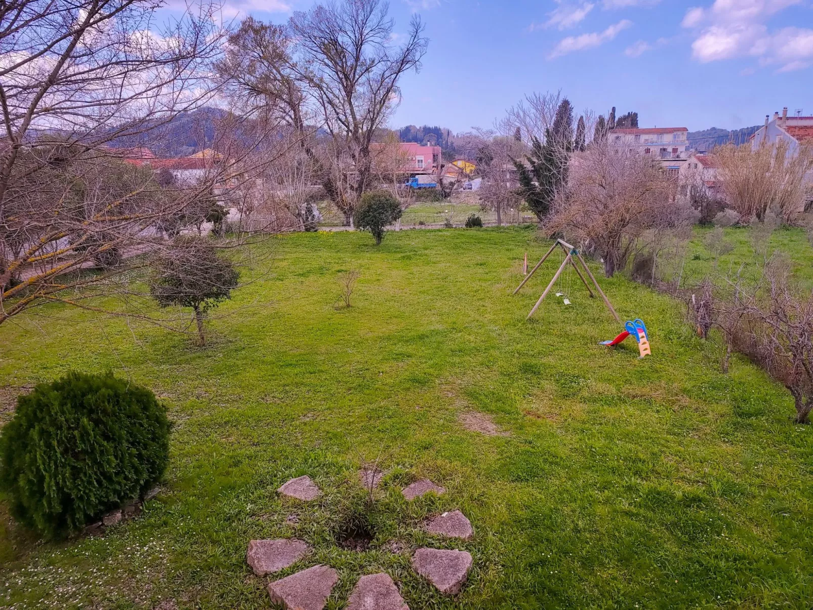 Geräumiger, familienfreundlicher Aufenthalt in Strandnähe-Dehors