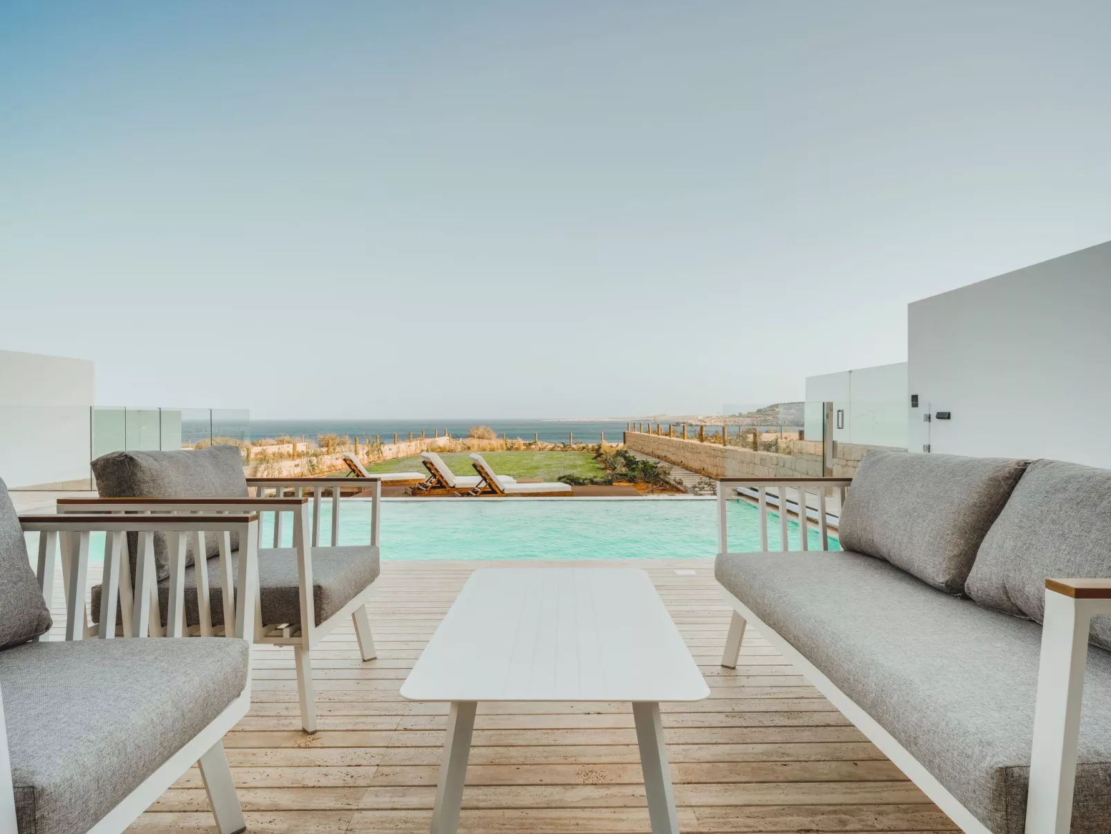 Periyiali Resort - Frontansicht Villa Ira - 5-Dedans