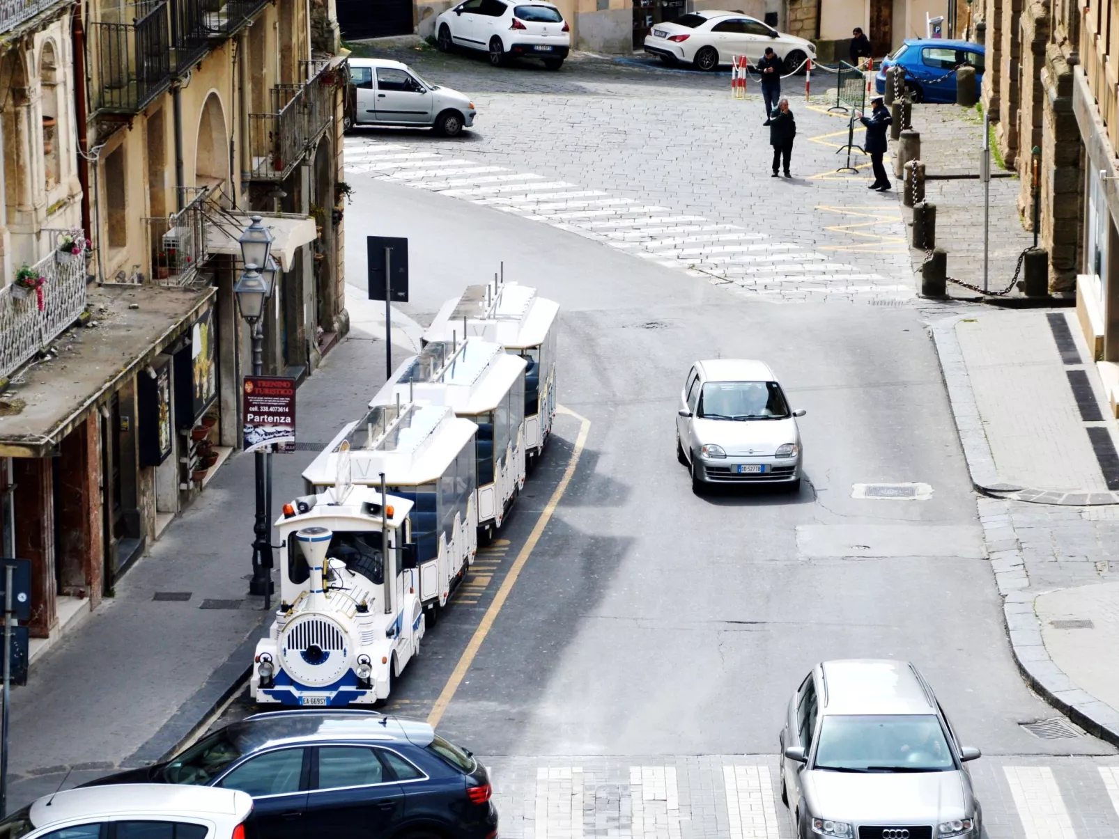 Für 10 Personen ca. 250 m&sup2; in Caltagirone, Sizilien (Provinz Catania)-Dehors