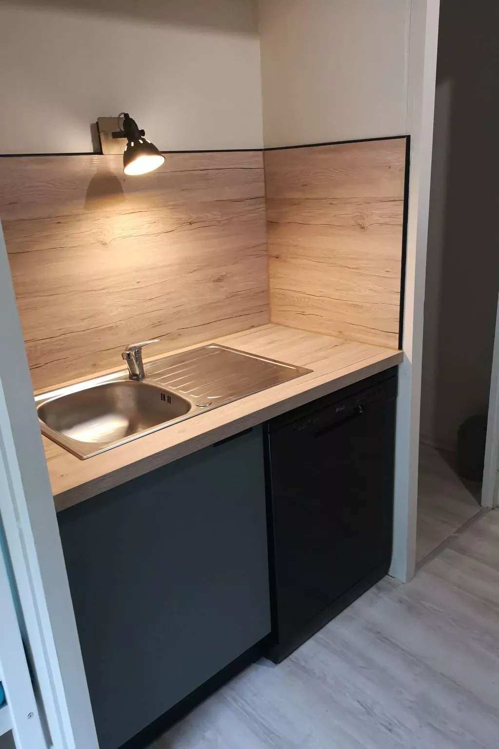 Hübsches Tiny Cottage mit Waldblick im Feriendorf-Drinnen