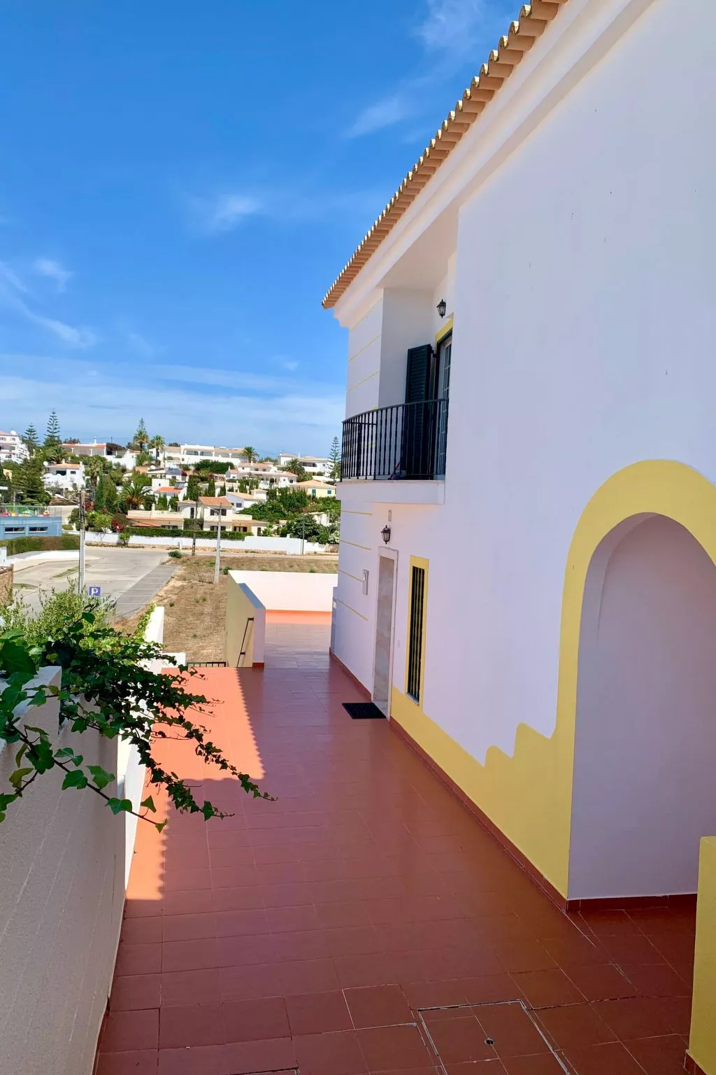 Mit Terrasse-Outside