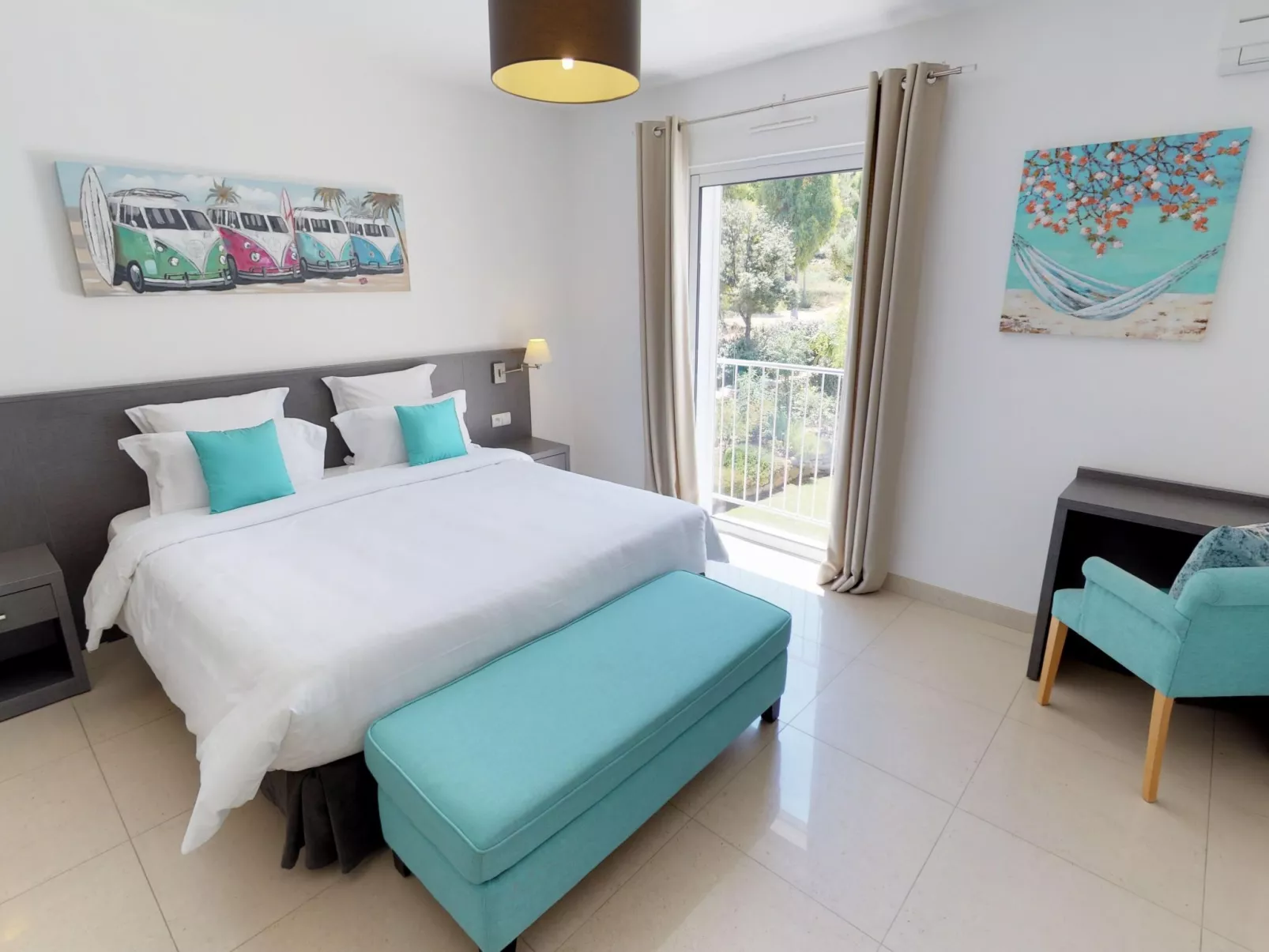 Villa mit 6 Schlafzimmern, privatem Pool Garten und Parkplatz-Dedans