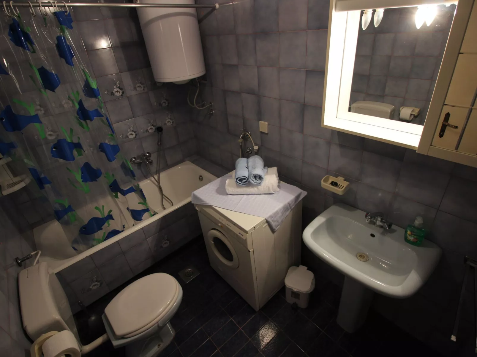 Am schönen Kieselstrand.-Dedans