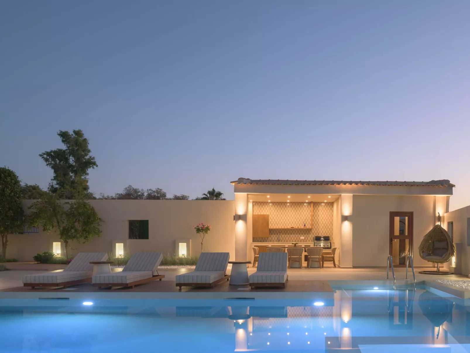 Neu renovierte Familienvilla mit privatem Pool BBQ-Image-tags.info