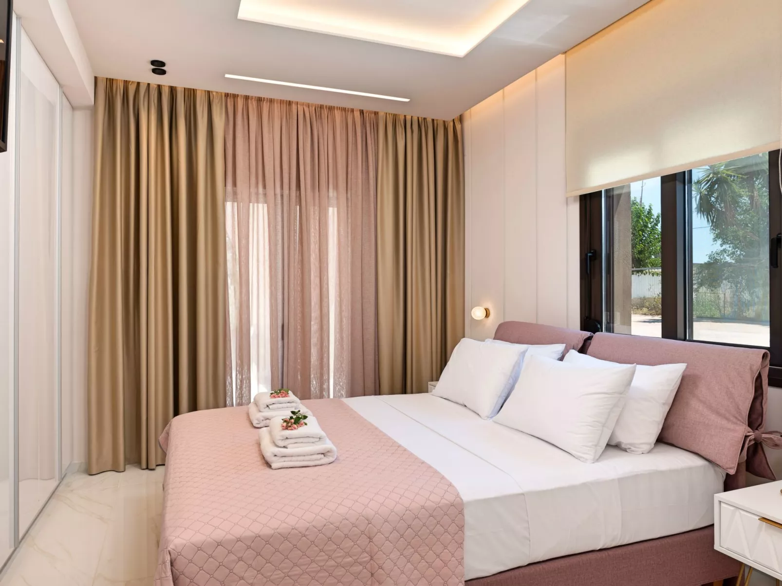 Celestial Luxury Villa Privater Pool Jaccuzi-Inside