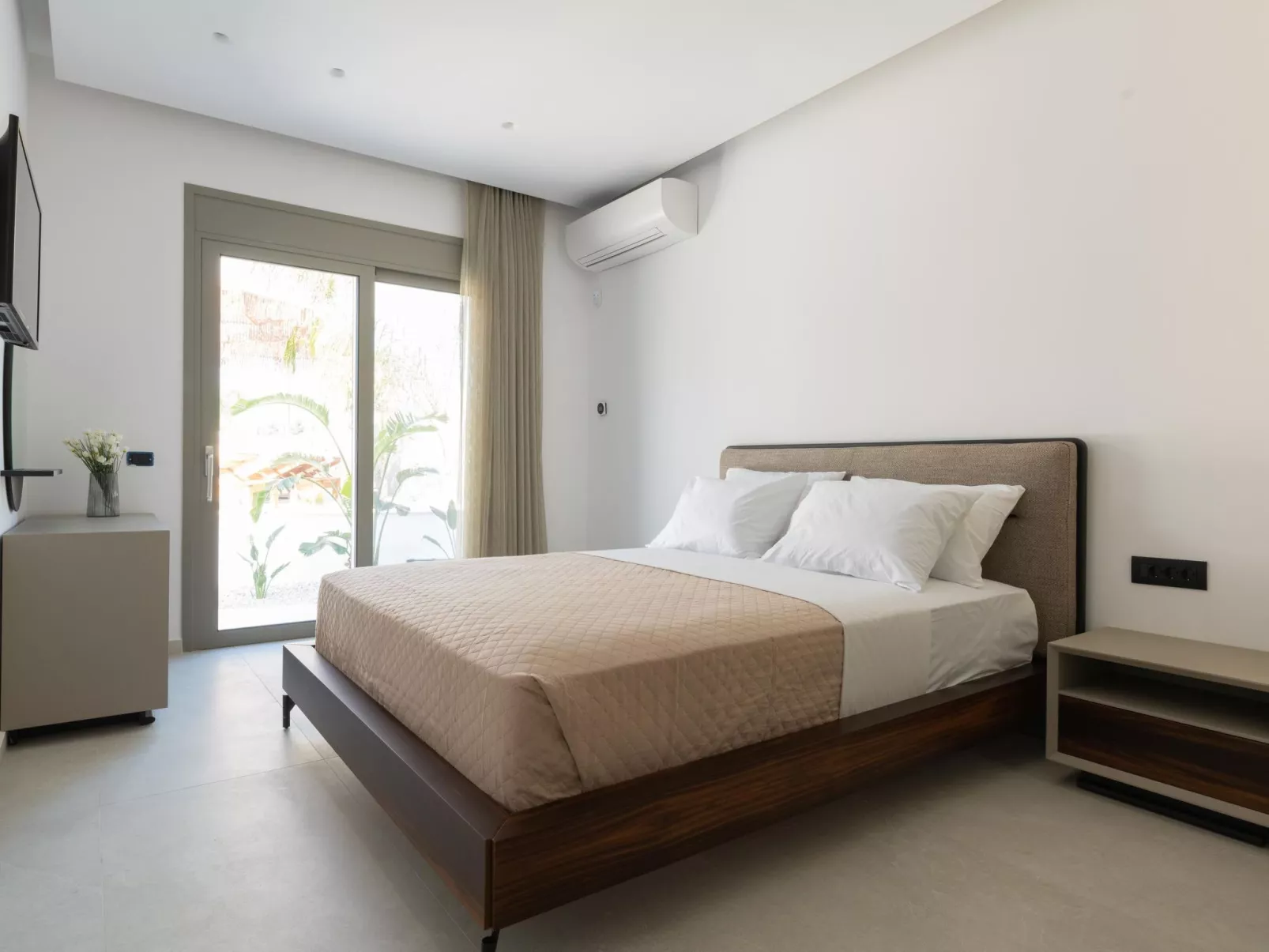 Golf Beach Villa in der Nähe von Afantou Beach-Dedans