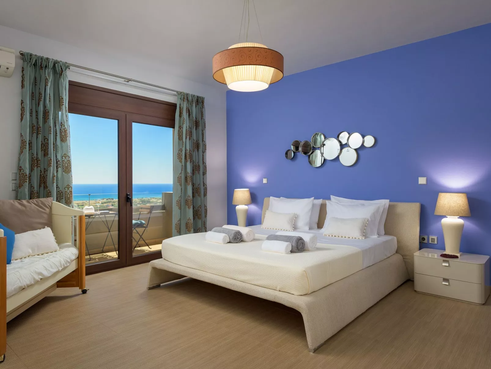 Wunderschöne Alav Pool Villa-Dedans