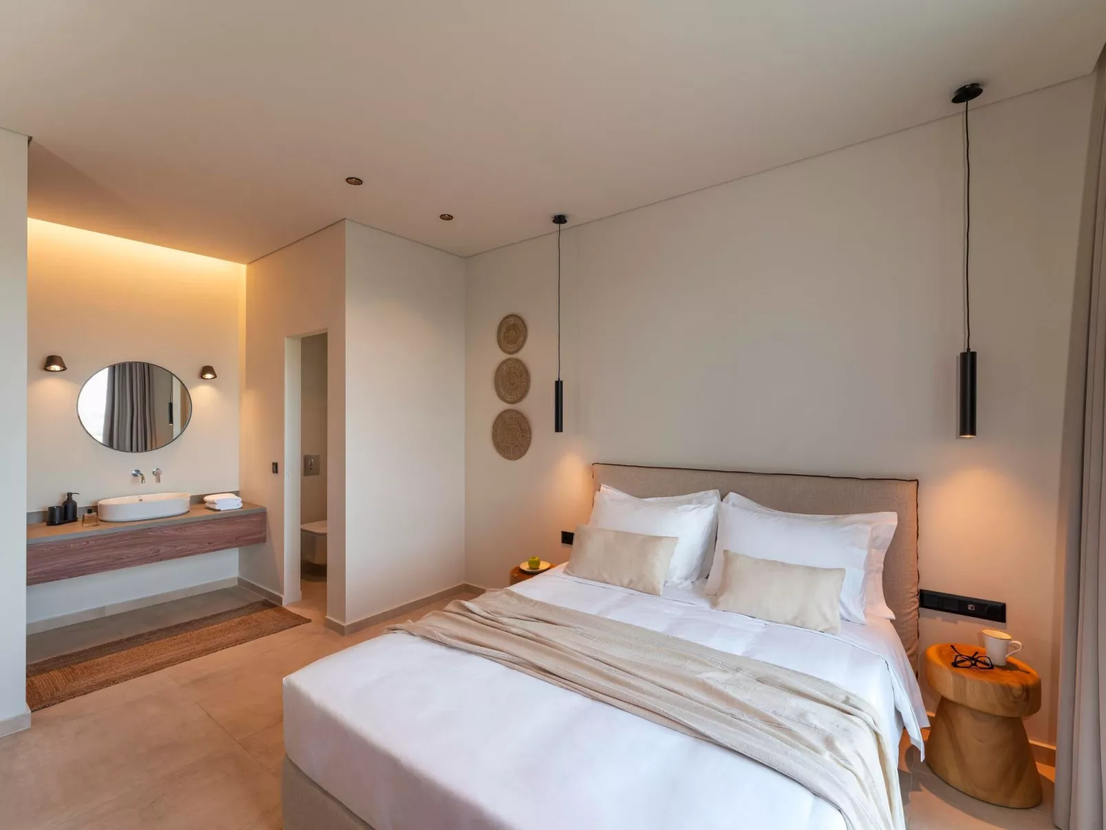 Massari-Hügel - Violetta-Dedans