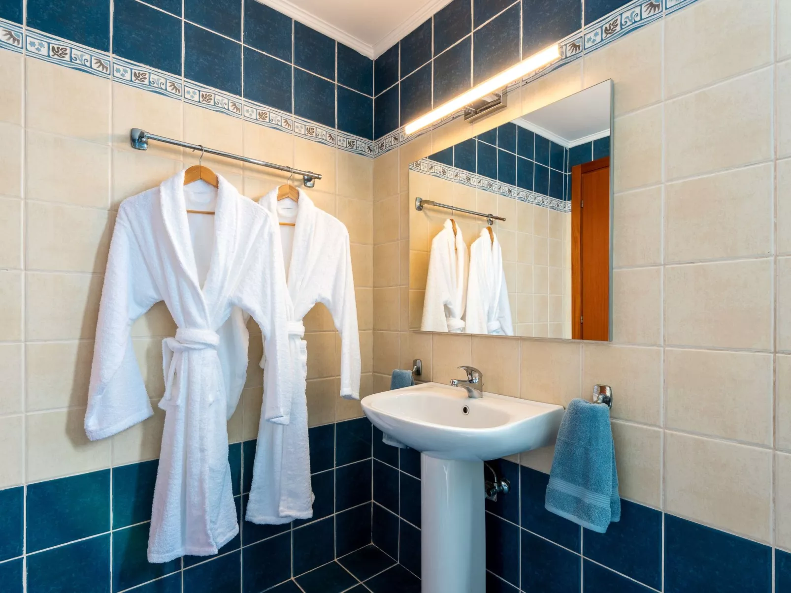 Blue Moon Villa mit tollem Pool-Inside