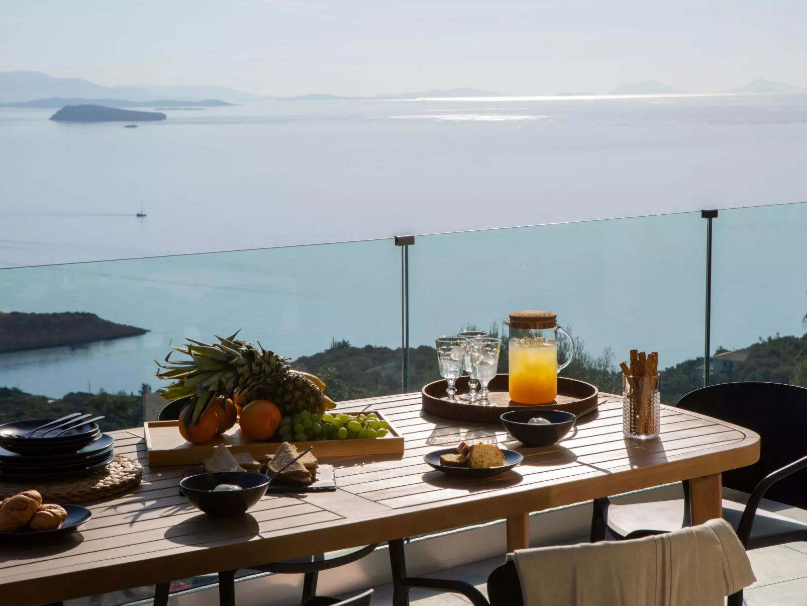 Ferienvilla "Yoni Villa" mit Infinity Pool-Draußen