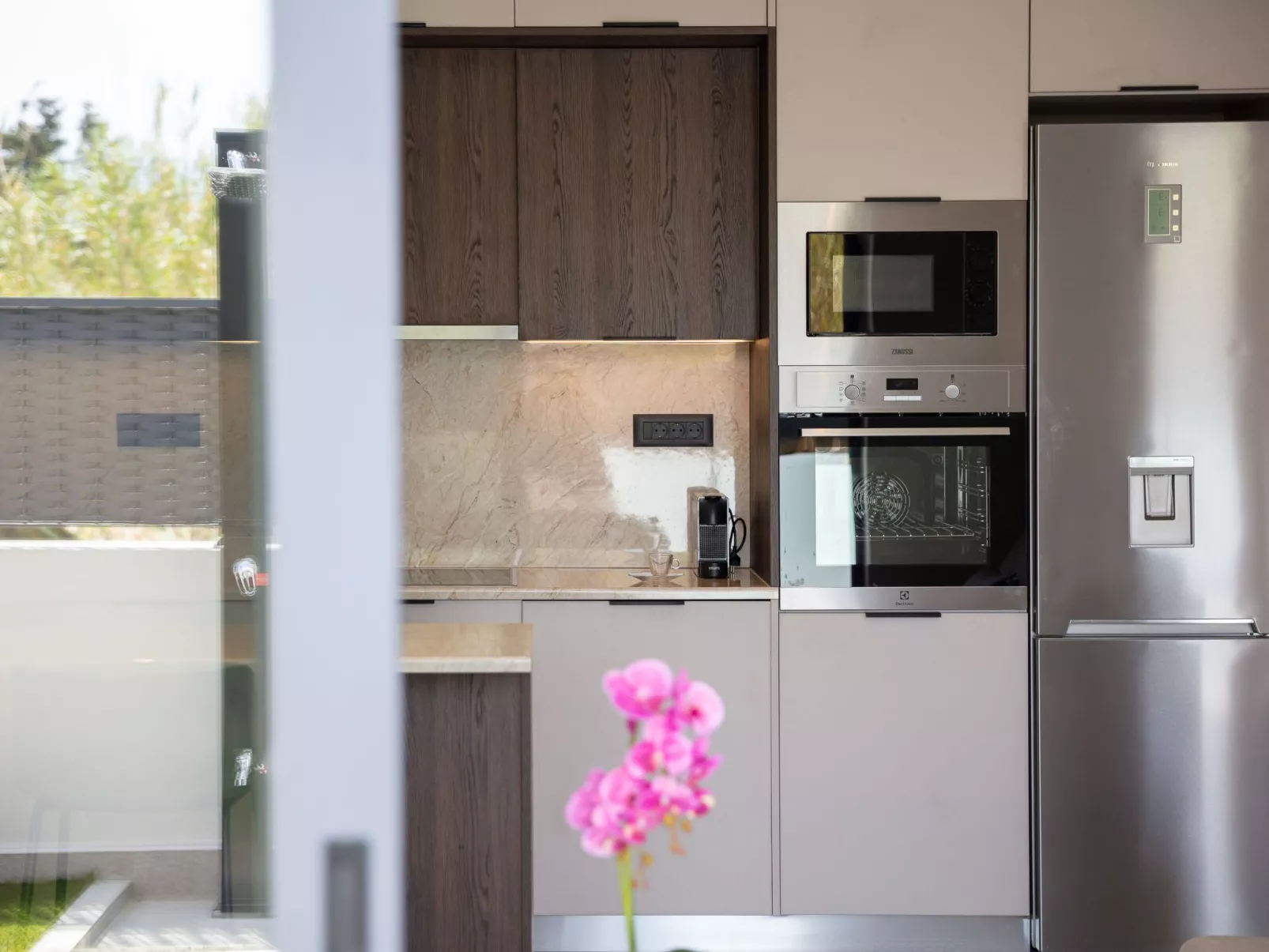 VillaSaints I - Pool und BBQ, Spaziergang zum Strand-Drinnen