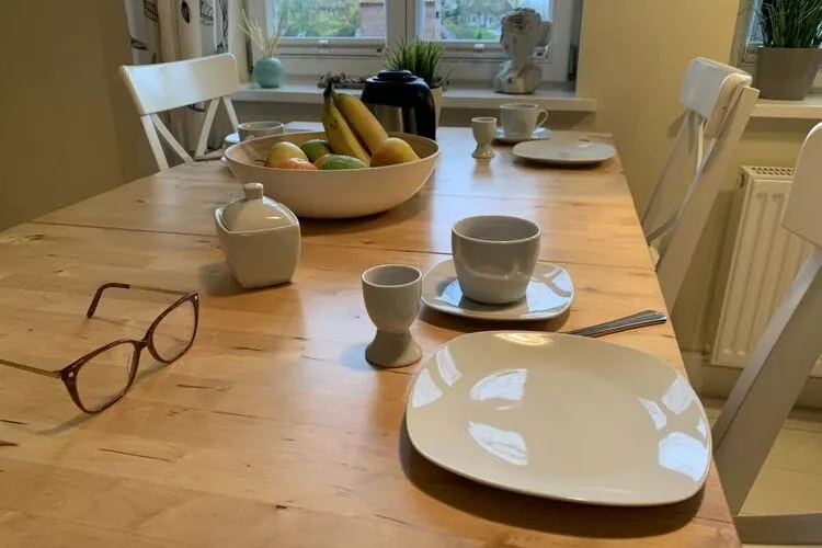Kleine Freiheit EG 6 P-Dining room