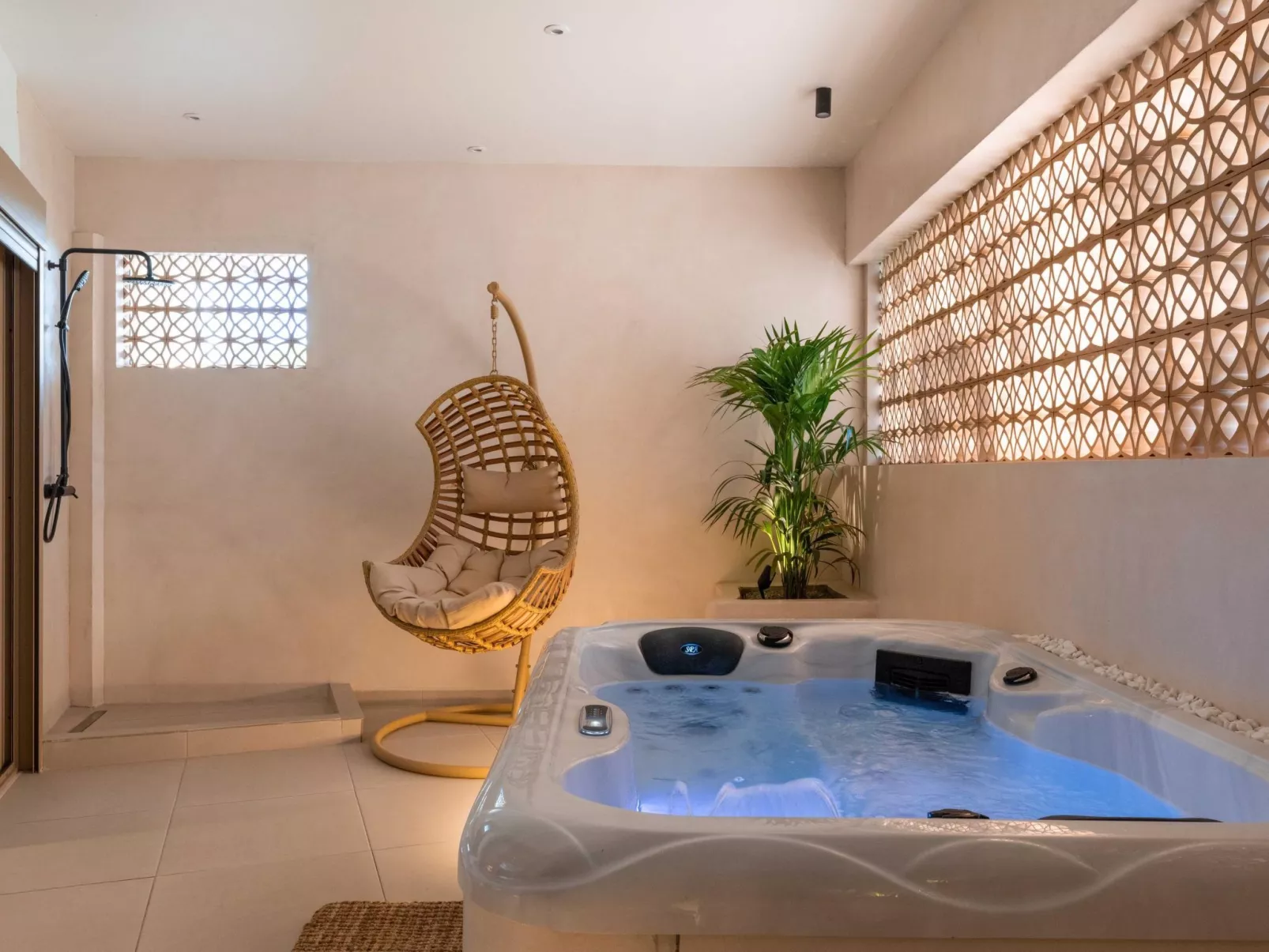 Mariann Premium Suites-Marie Suite-Inside