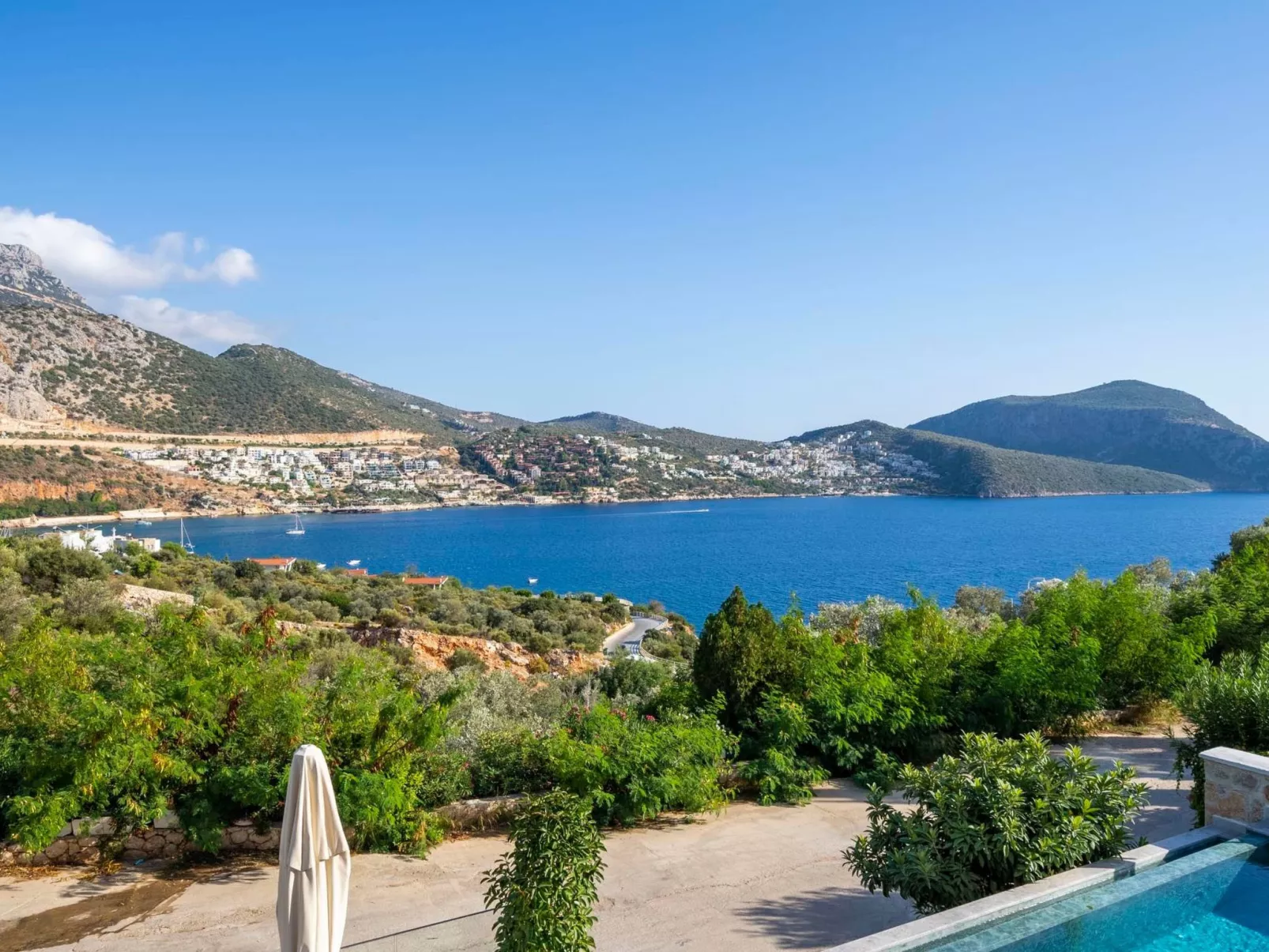 Villa Arden Ege mit Pool für 10 Personen-Outside