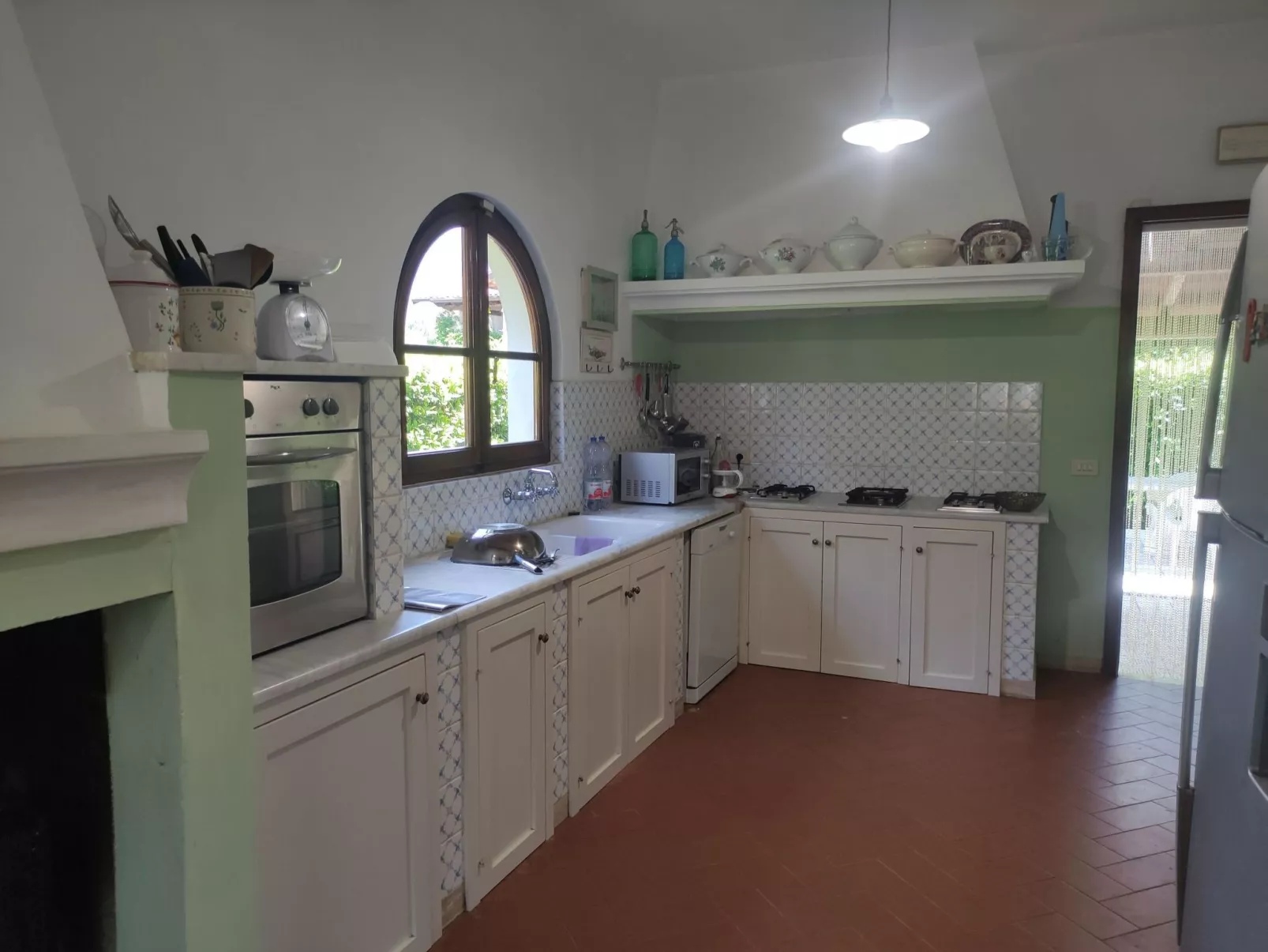 Villa mit schönem Gartne und Sonnenterrasse-Inside