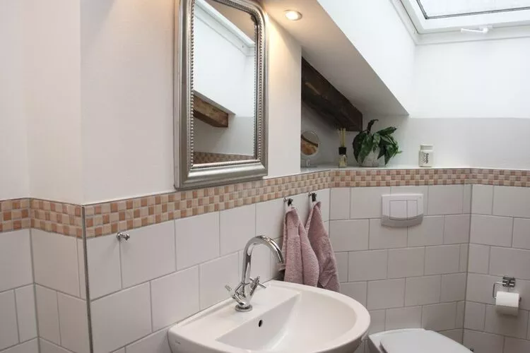 Kleine Freiheit EG 6 P-Bathroom
