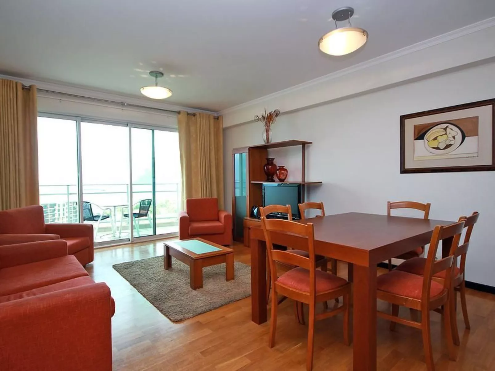 "Forum Apartment"-Drinnen